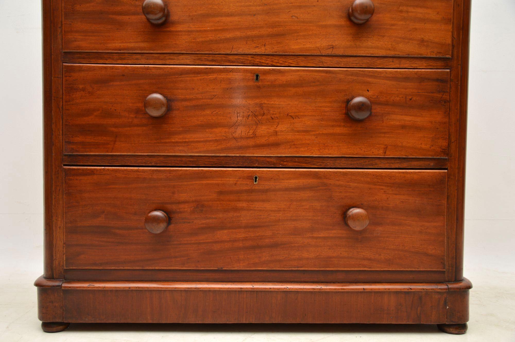 Mid-19th Century Antique Victorian Mahogany Chest of Drawers