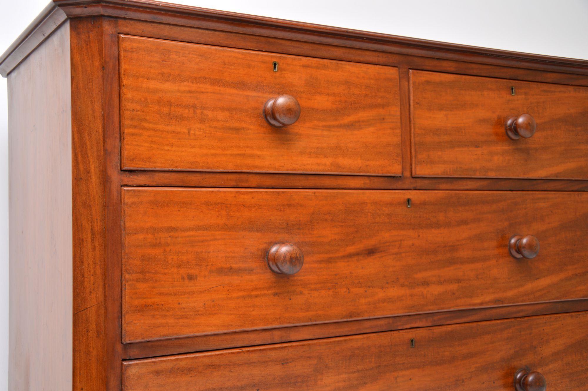 Antique Victorian Mahogany Chest of Drawers 1