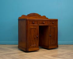 Antique Victorian Mahogany Compact Desk, 1880s