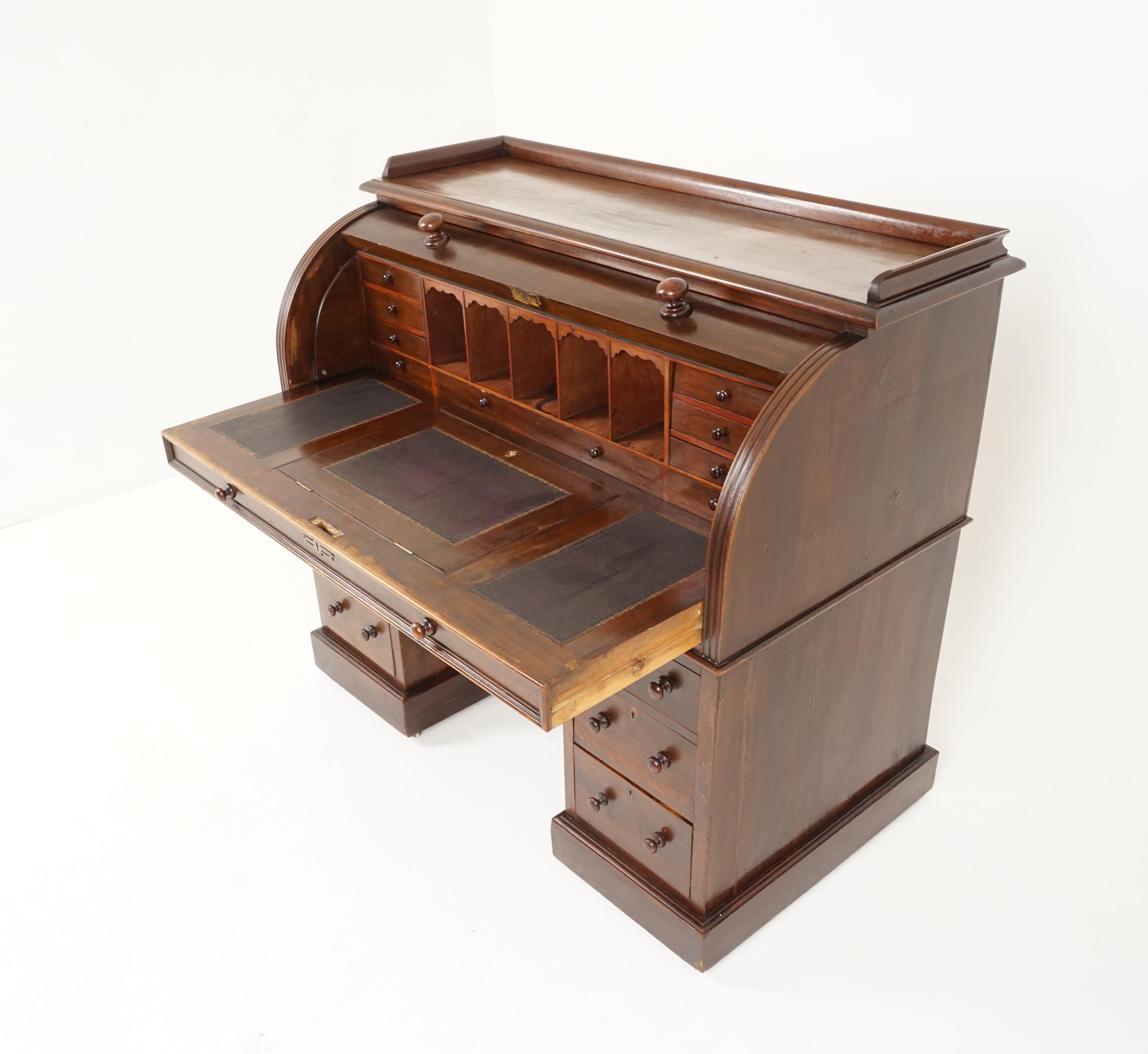 Antique Victorian Mahogany Desk, Roll Top Cylinder Desk, Scotland 1880, B2183 In Good Condition In Vancouver, BC