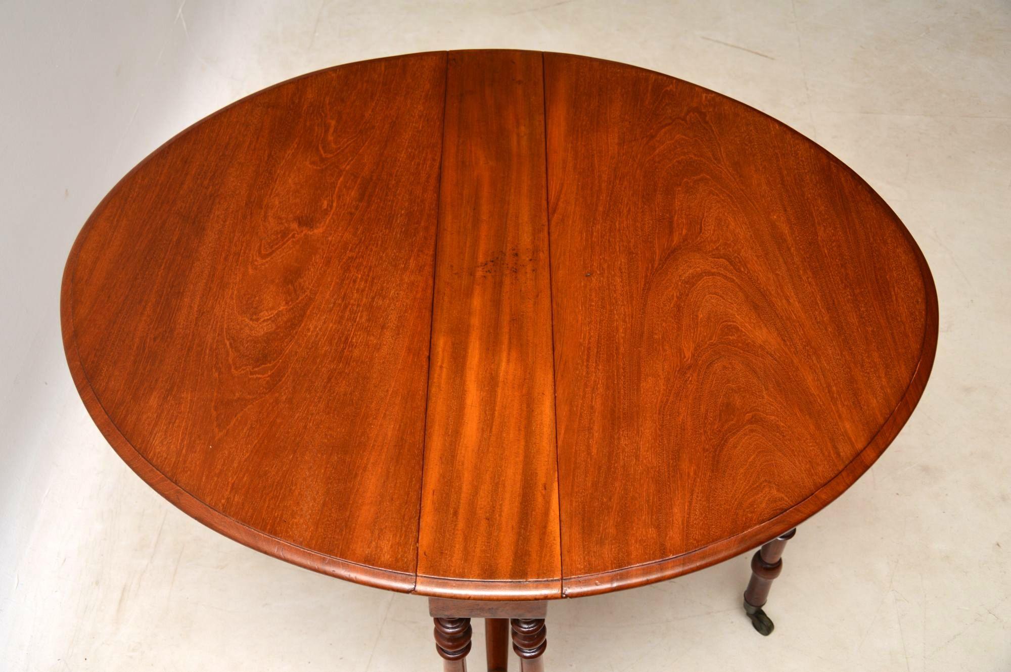 English Antique Victorian Mahogany Drop-Leaf Sutherland Table