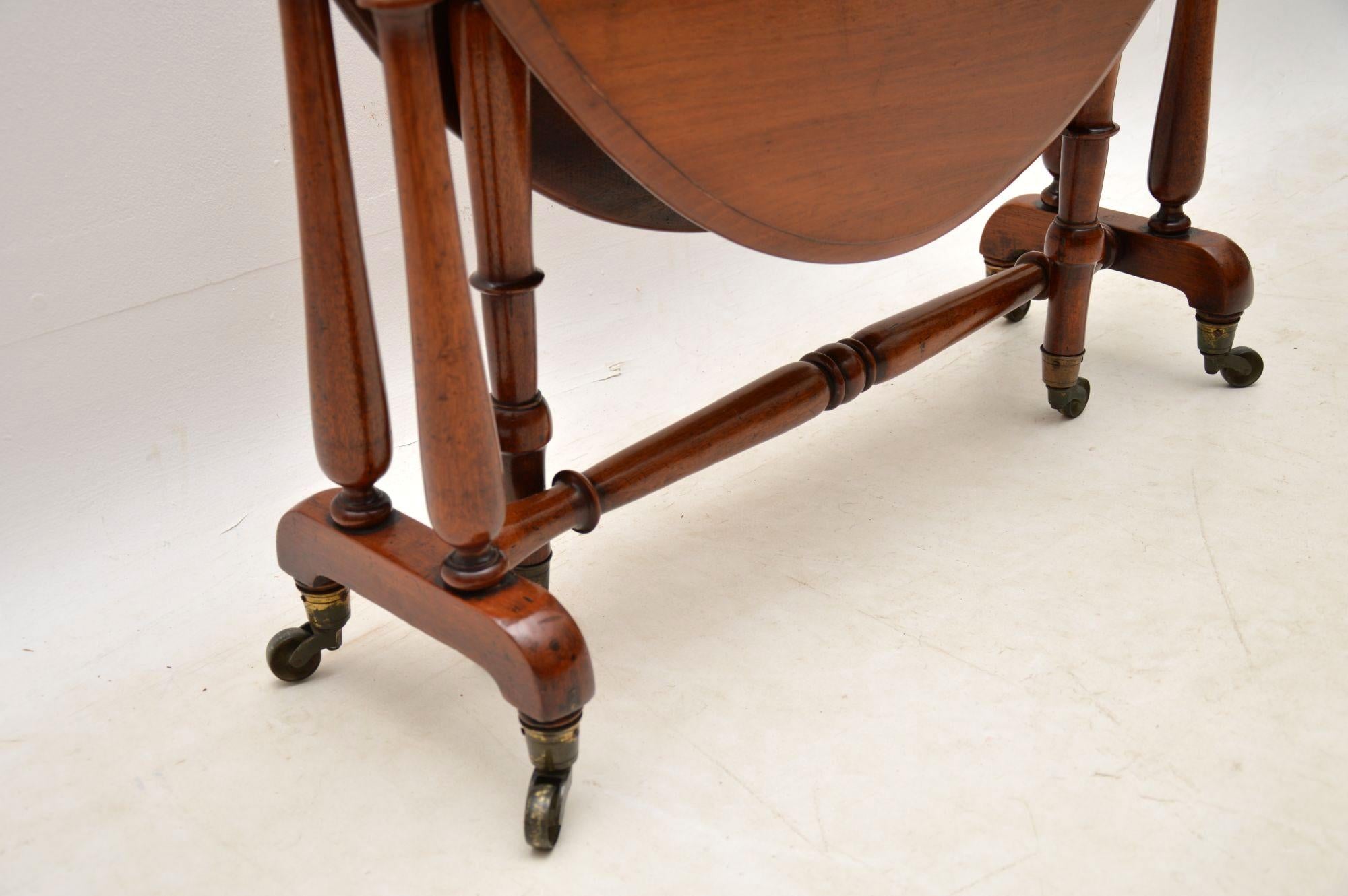 Mid-19th Century Antique Victorian Mahogany Drop-Leaf Sutherland Table