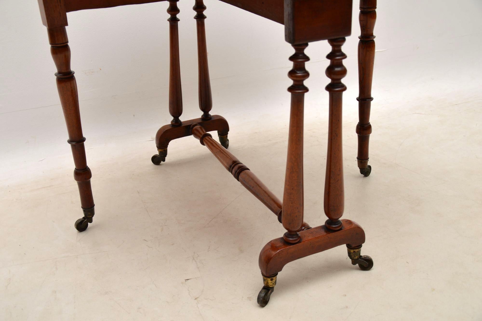 Antique Victorian Mahogany Drop-Leaf Sutherland Table 1