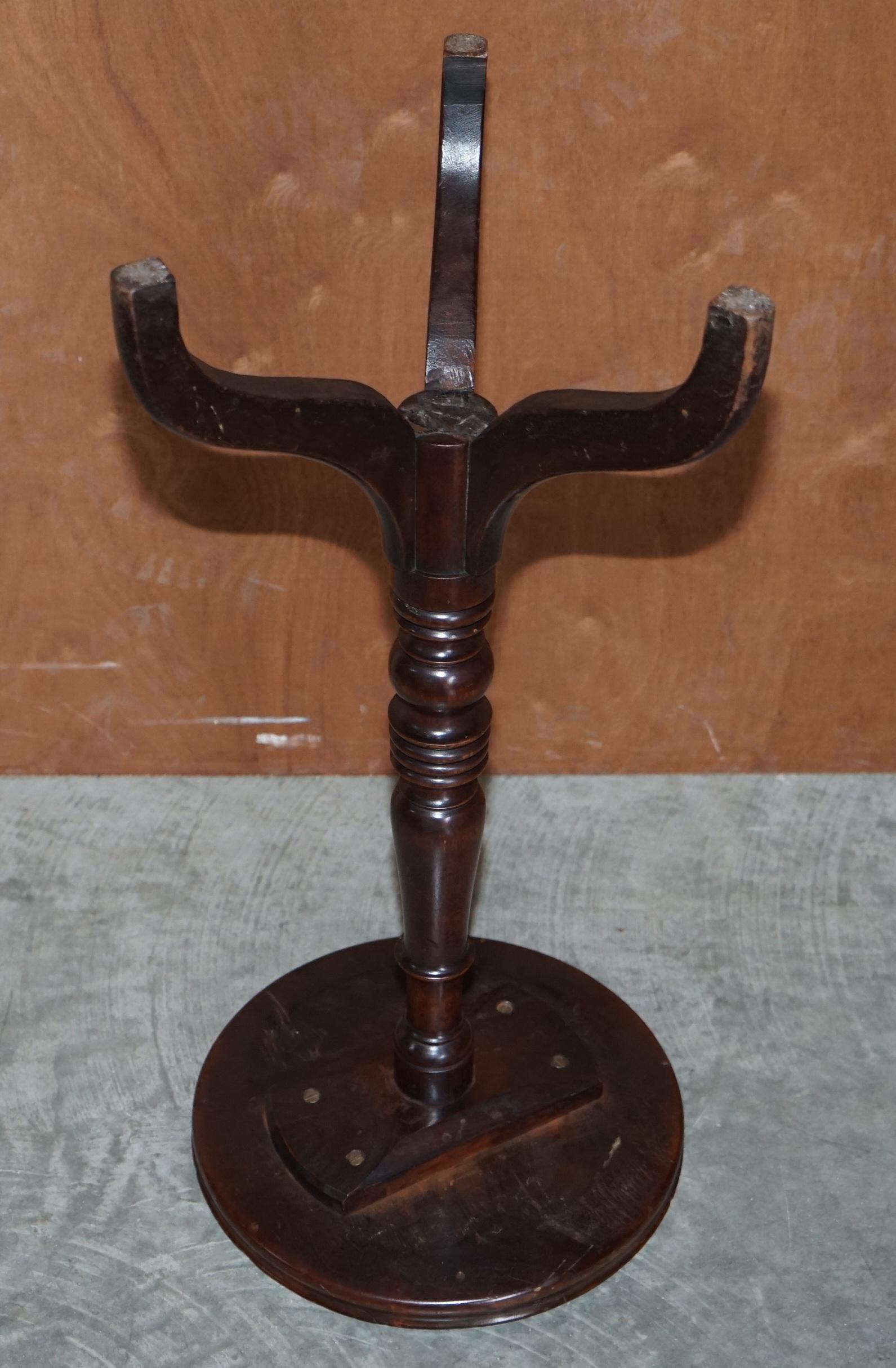 Antique Victorian Mahogany Hand Carved Jardiniere Table or Plant Stand Pedestal For Sale 5