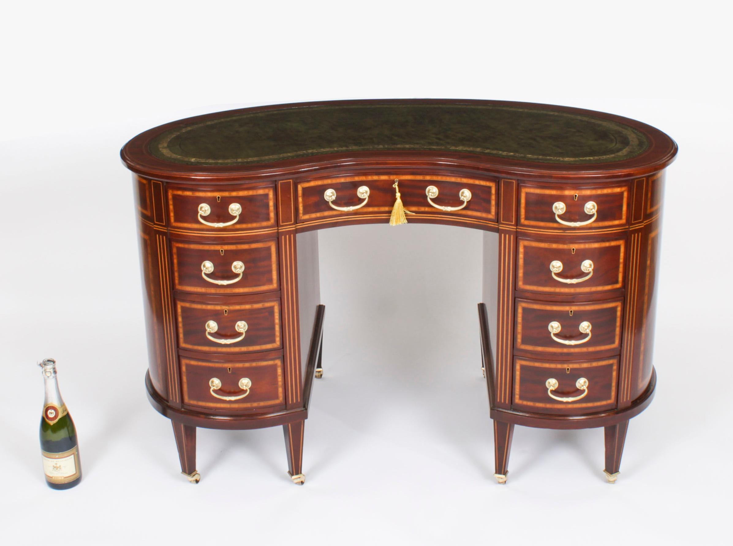 Antique Victorian Mahogany Inlaid Kidney Desk C1880 19th Century For Sale 11