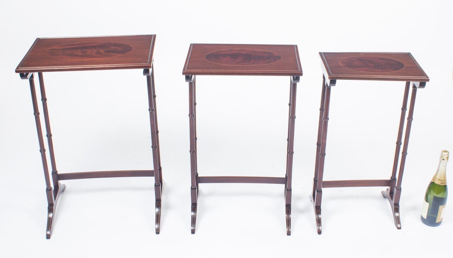 Antique Victorian Mahogany & Inlaid Nest of 3 Tables c.1880 For Sale 2