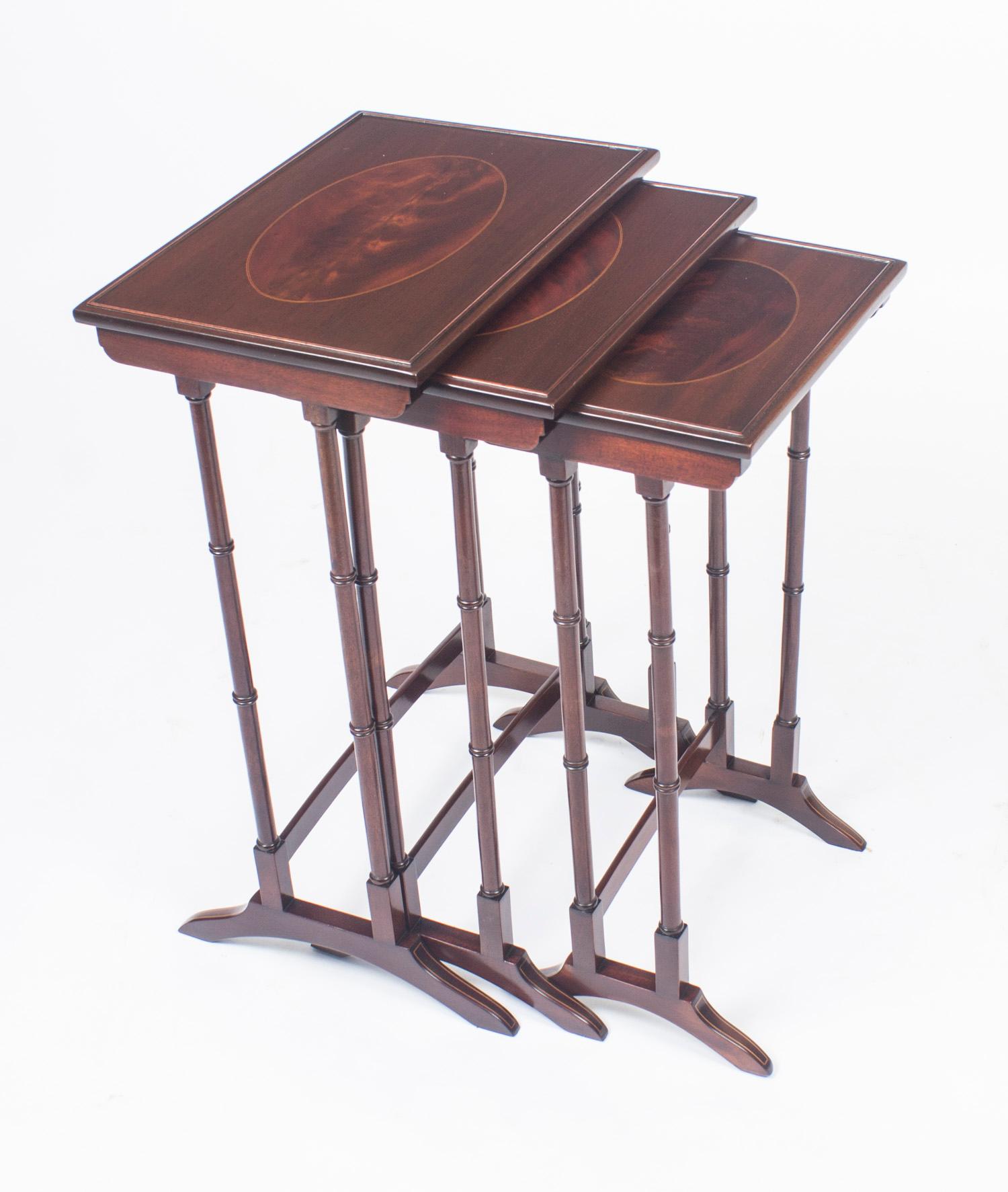 Antique Victorian Mahogany & Inlaid Nest of 3 Tables c.1880 For Sale 3