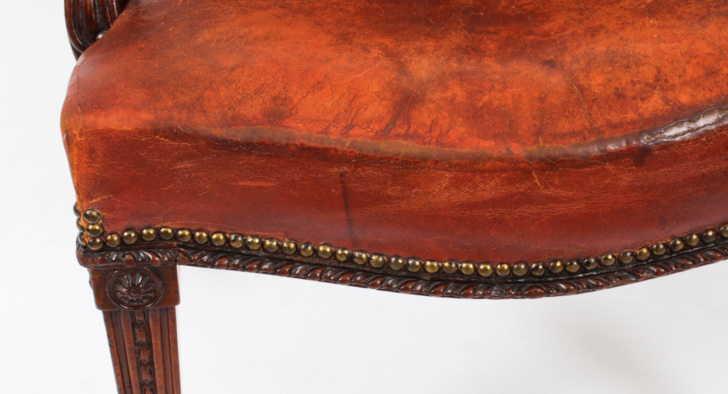 Antiker viktorianischer Sessel aus Mahagoni und Leder aus dem 19. Jahrhundert im Angebot 4