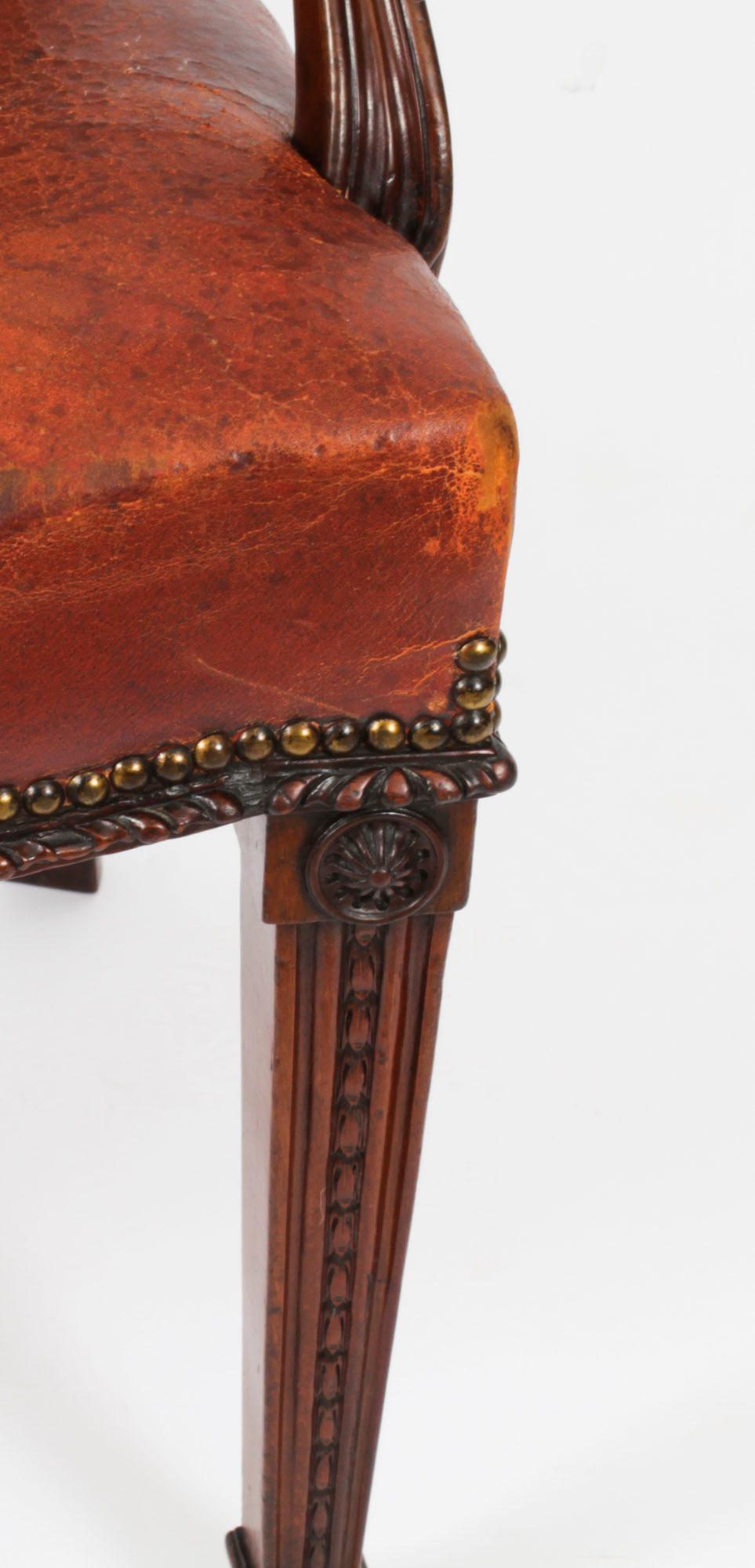 Fauteuil victorien ancien en acajou et cuir du 19ème siècle en vente 5