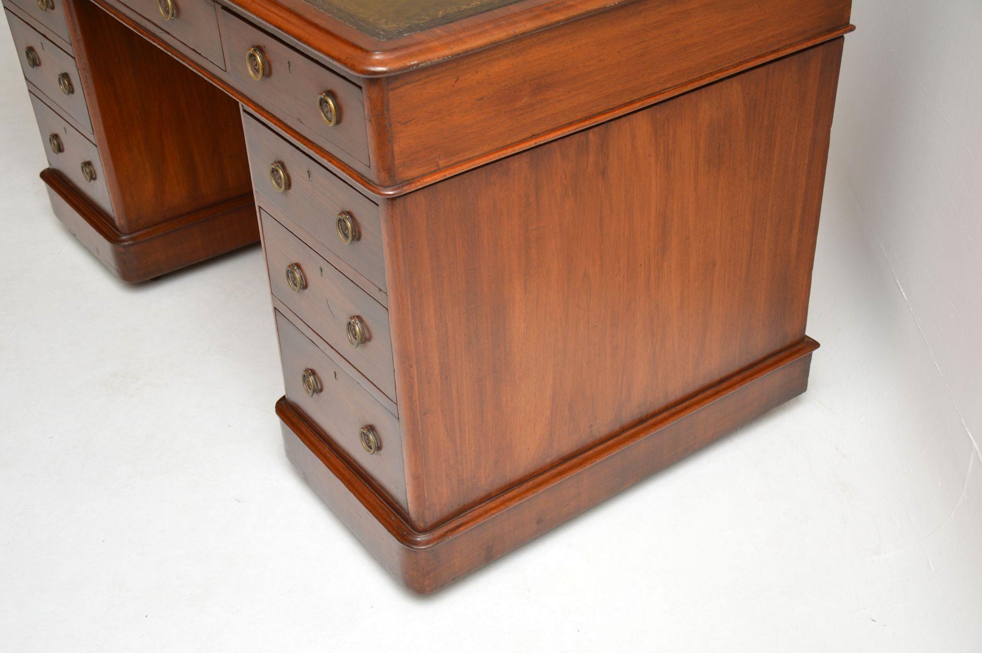 19th Century Antique Victorian Mahogany and Leather Pedestal Desk