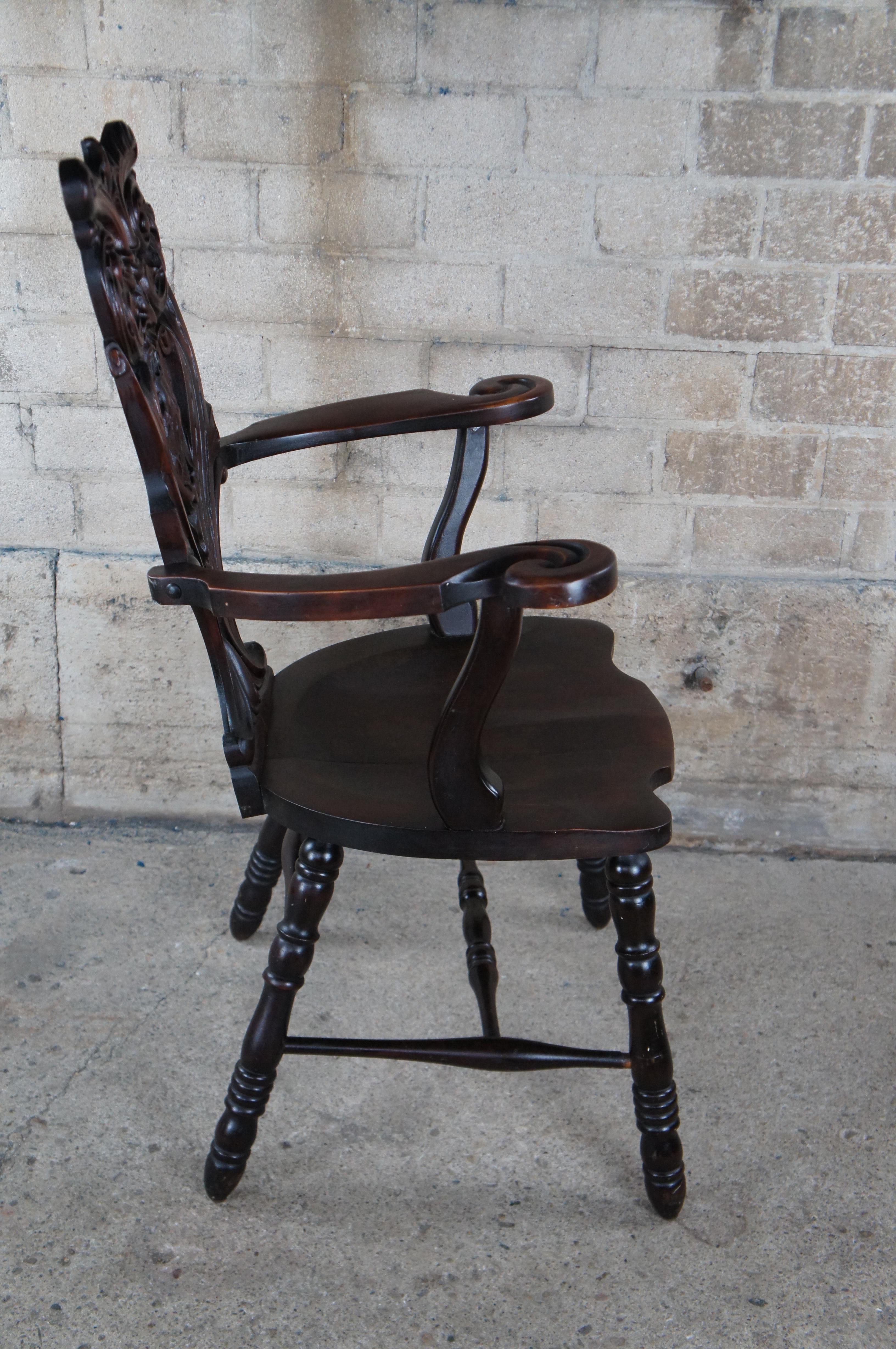 Antique Victorian Mahogany Northwind Face Parlor Throne Armchair 41