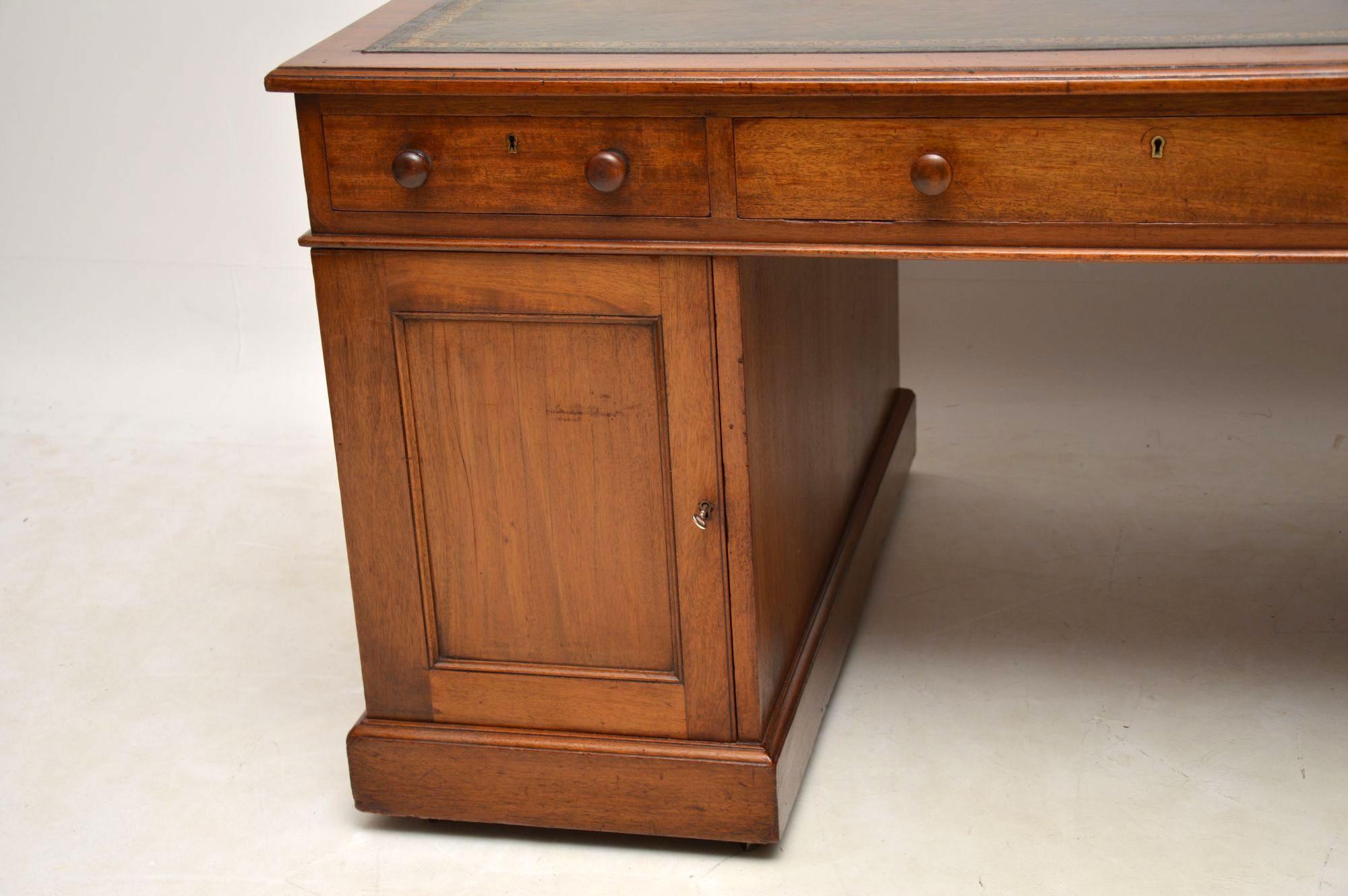 Antique Victorian Mahogany Partners Desk 7