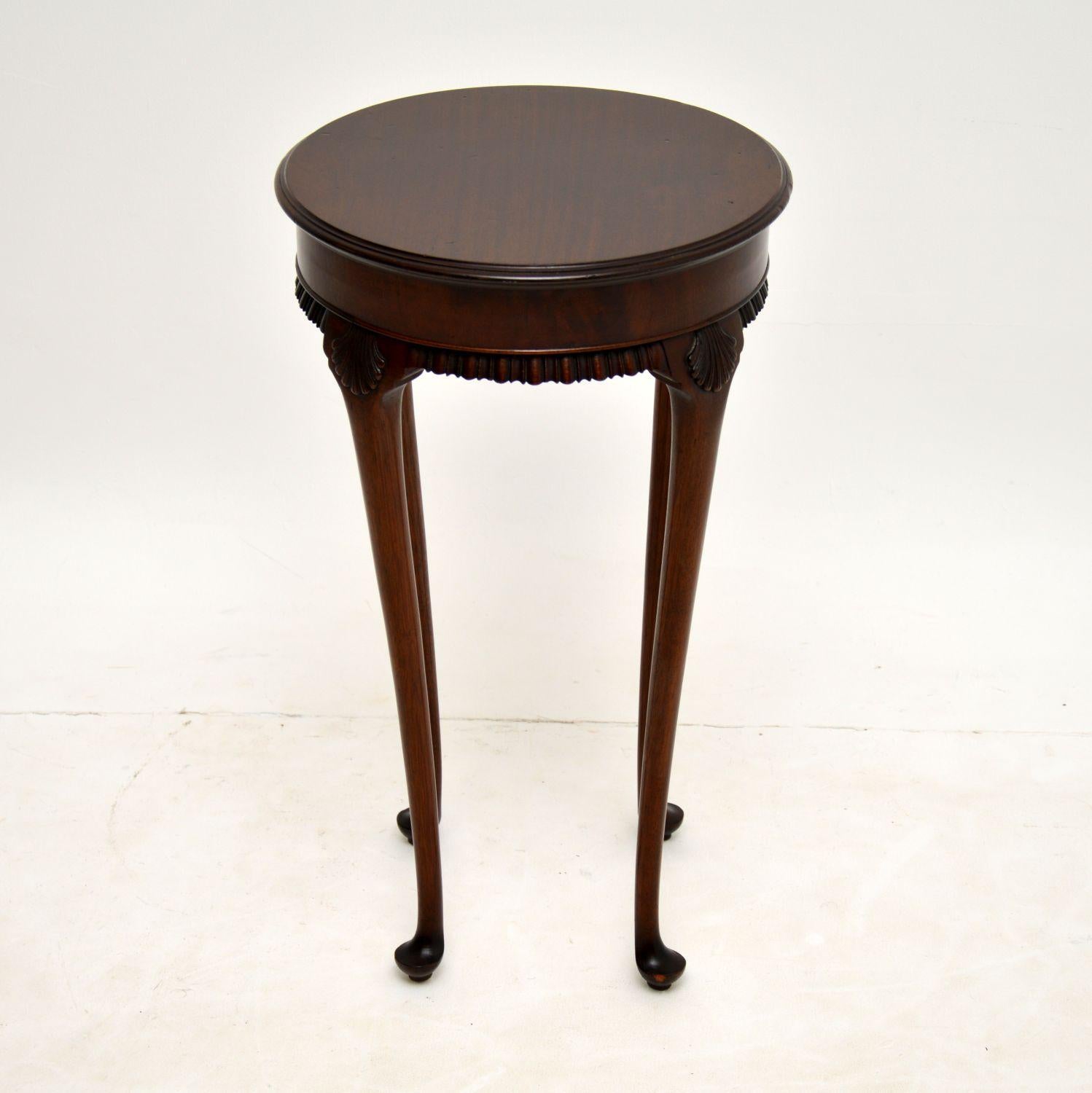 Antique Victorian Mahogany Side Table at 1stDibs victorian small