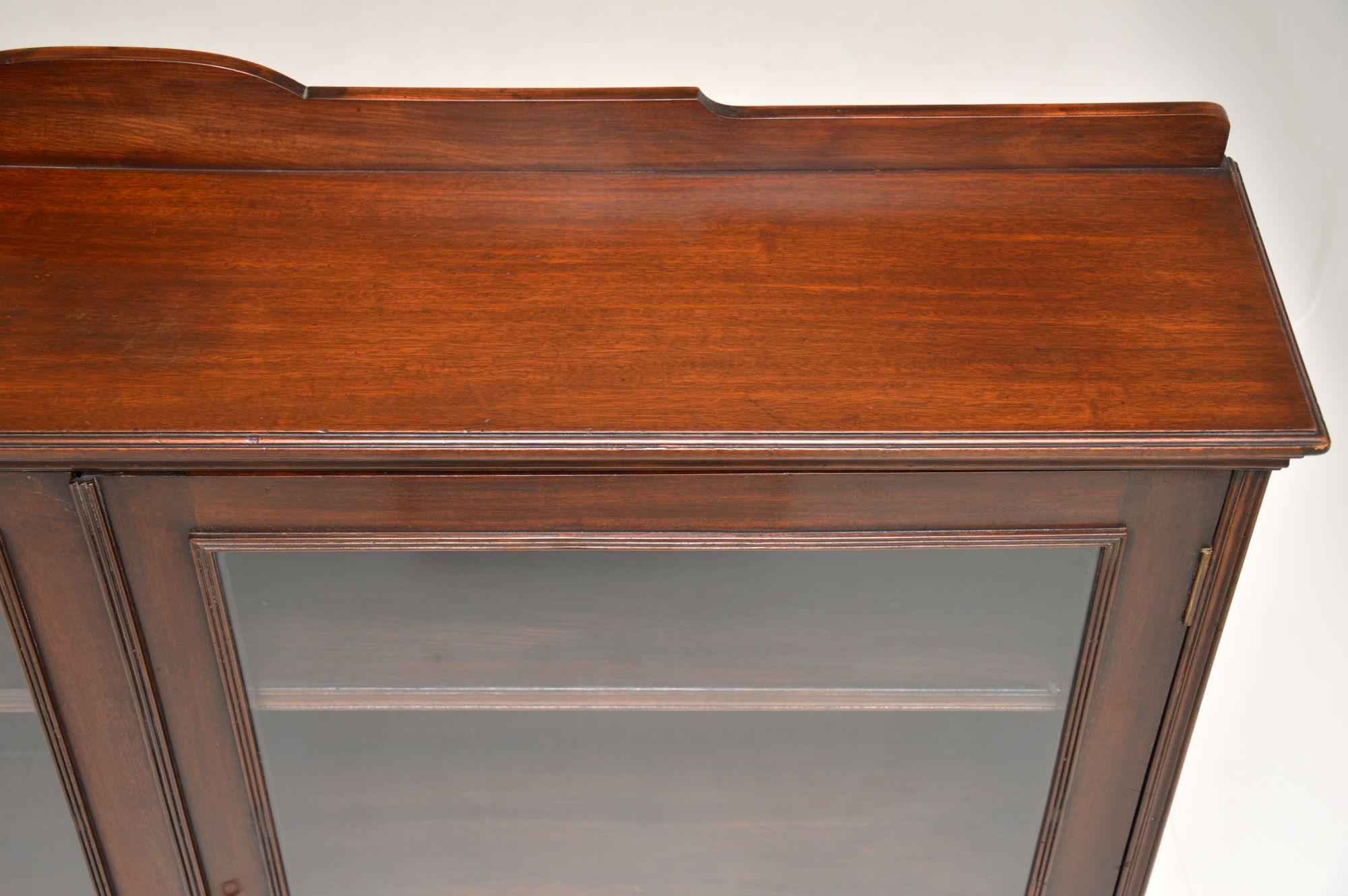 Antique Victorian Mahogany Two-Door Bookcase 3