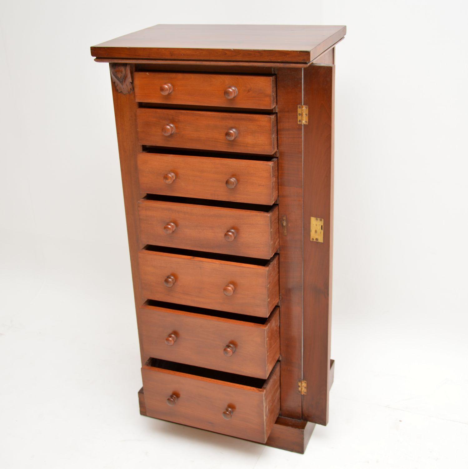 Antique Victorian Mahogany Wellington Chest of Drawers In Good Condition In London, GB