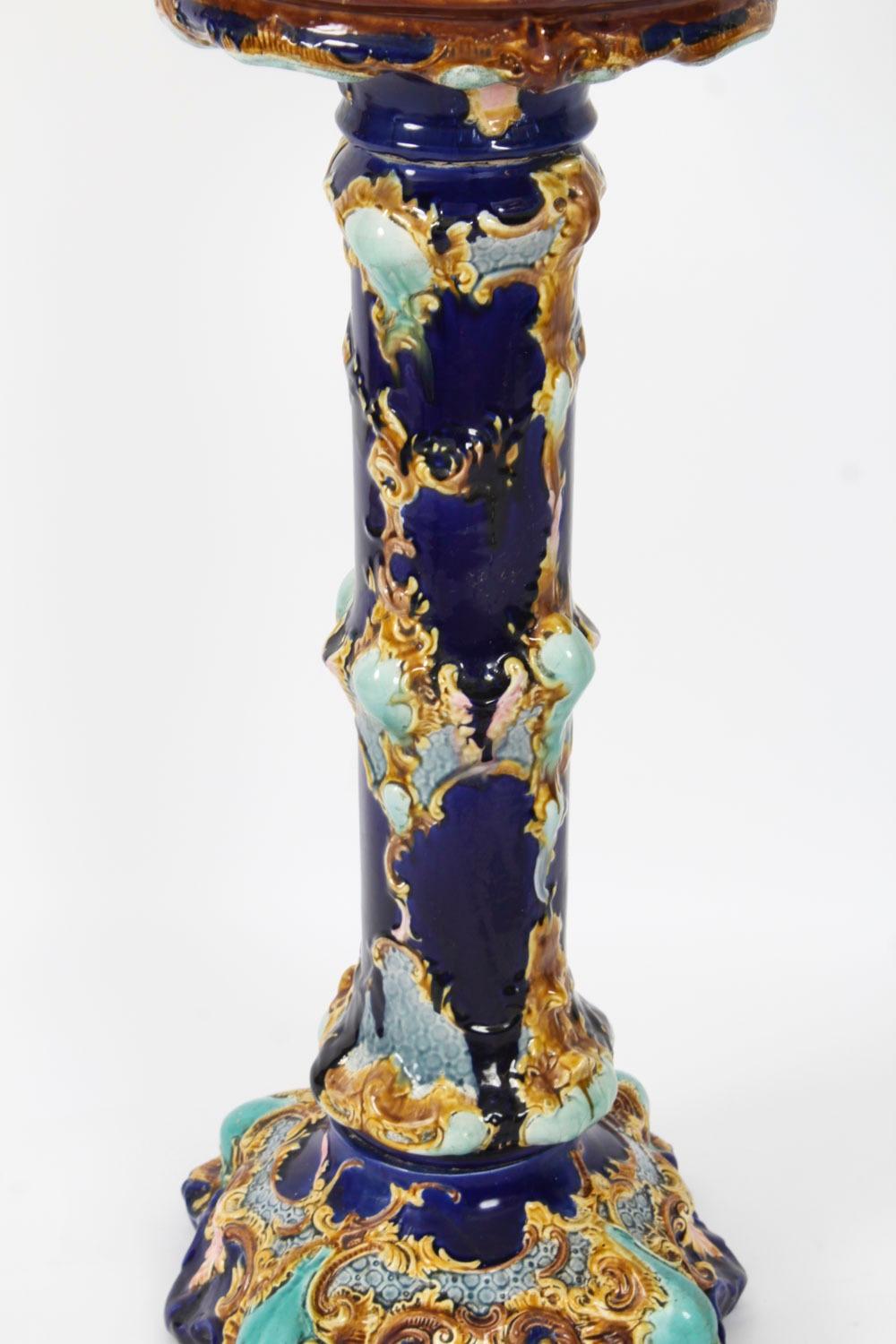 Antico Jardiniere vittoriano in maiolica su supporto del XIX secolo in vendita 2