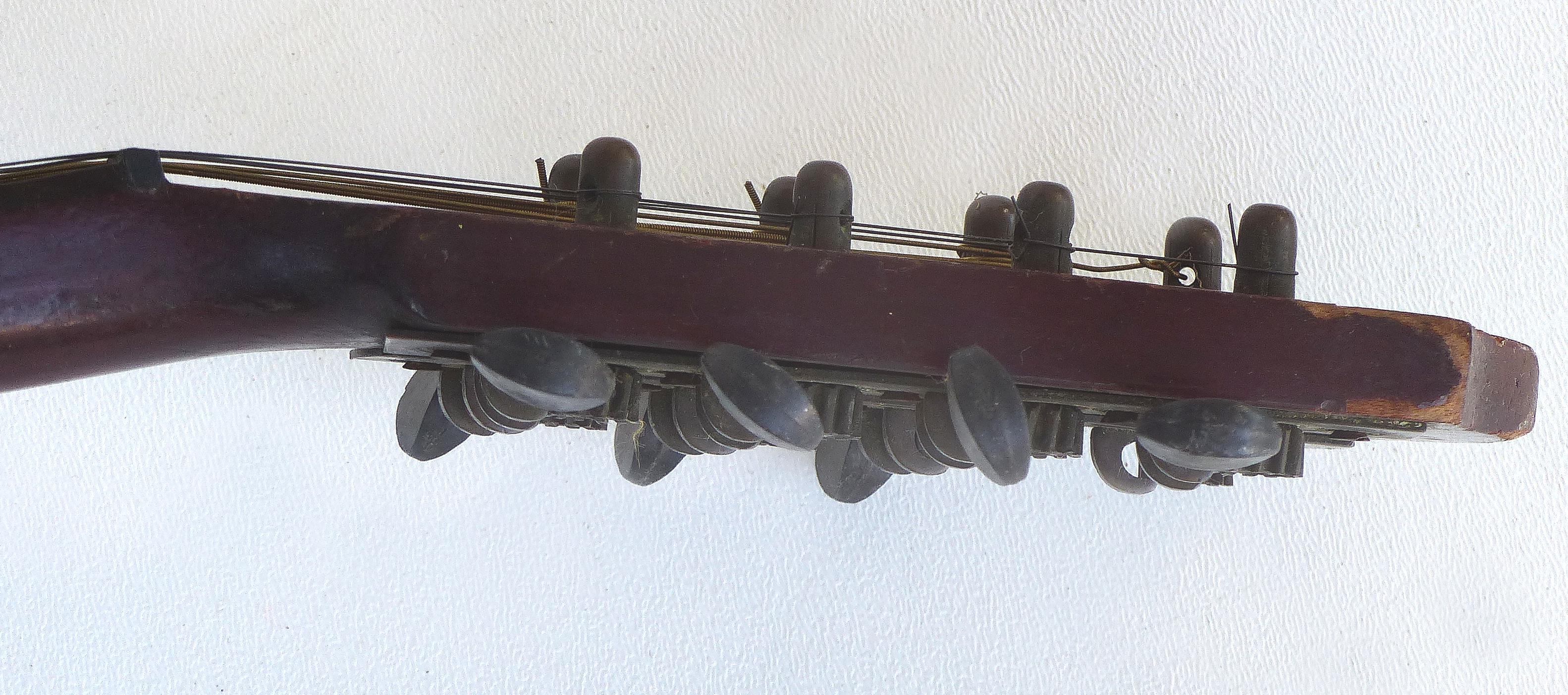 Antique Victorian Mandolin with String Inlay, Tortoise Pick Guard In Fair Condition In Miami, FL