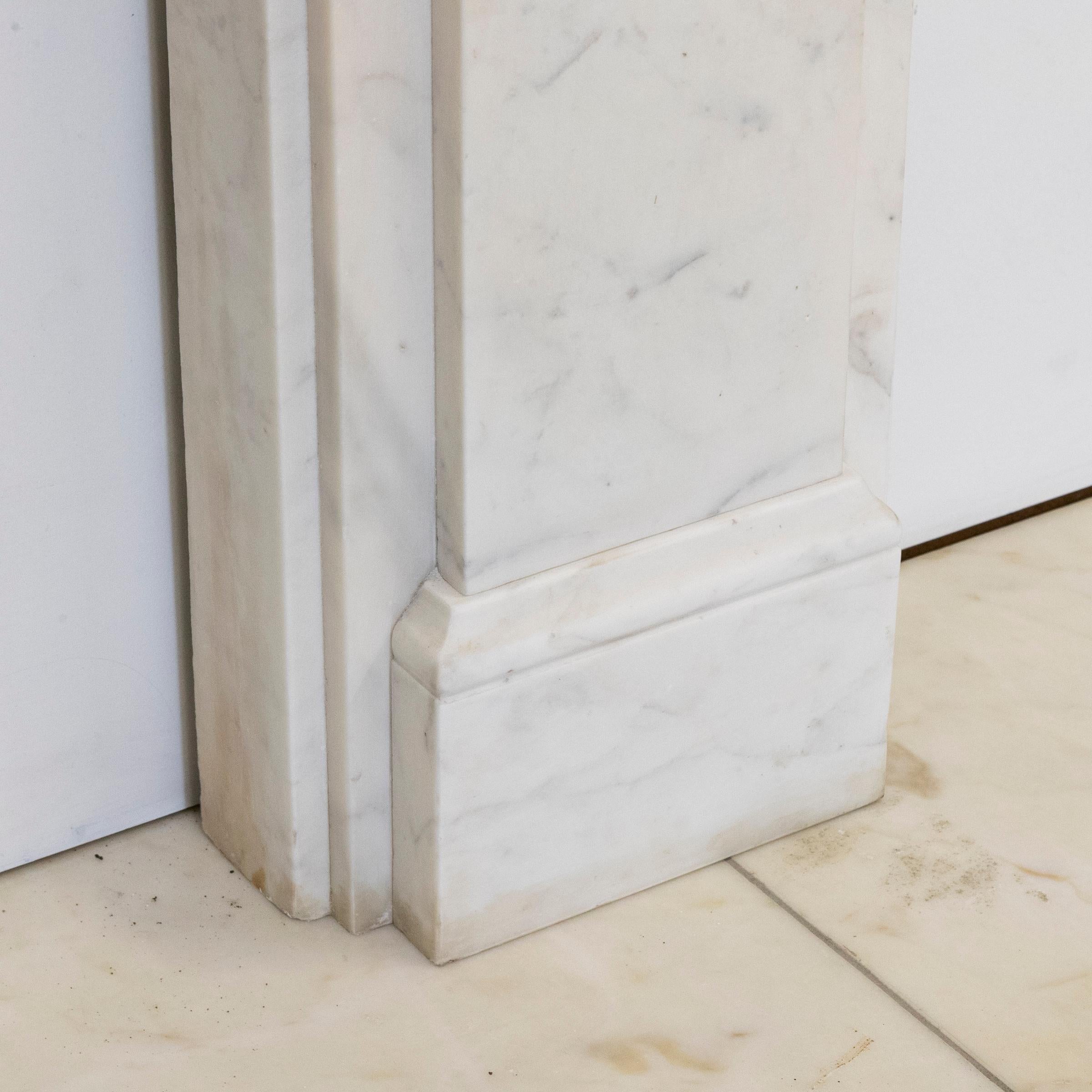 Antique Victorian Marble Surround with Ornate Carved Corbels For Sale 1