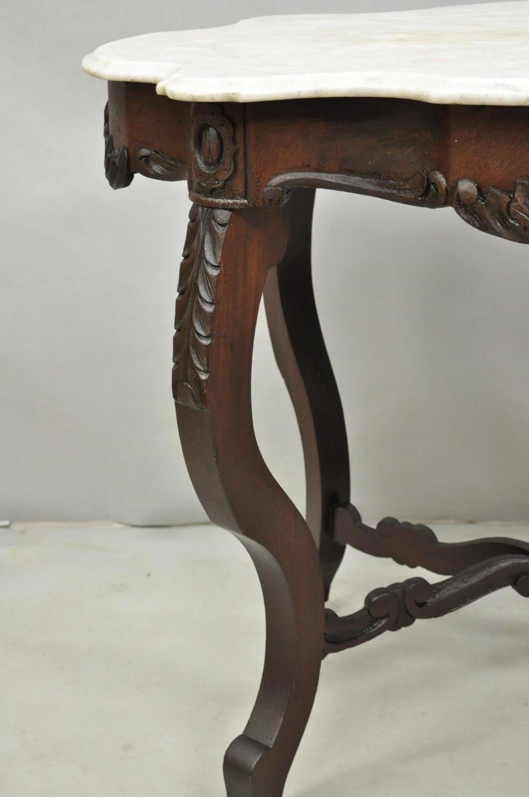 Antique Victorian Marble Turtle Top Mahogany Wood Parlor Center Table In Good Condition For Sale In Philadelphia, PA