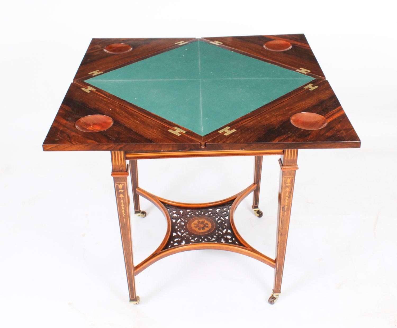 Antiker viktorianischer Kartentisch mit Intarsien aus dem 19. Jahrhundert (Spätes 19. Jahrhundert) im Angebot