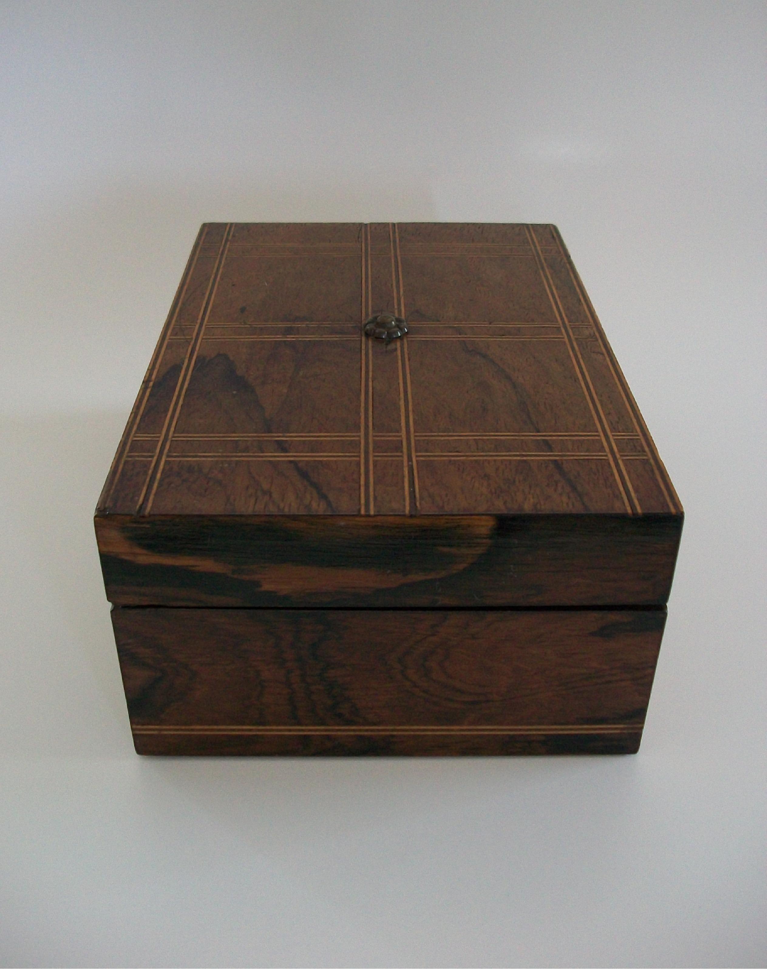 Antiguo joyero victoriano de marquetería con madera de satén y ébano - Reino Unido - Circa 1880 Madera en venta