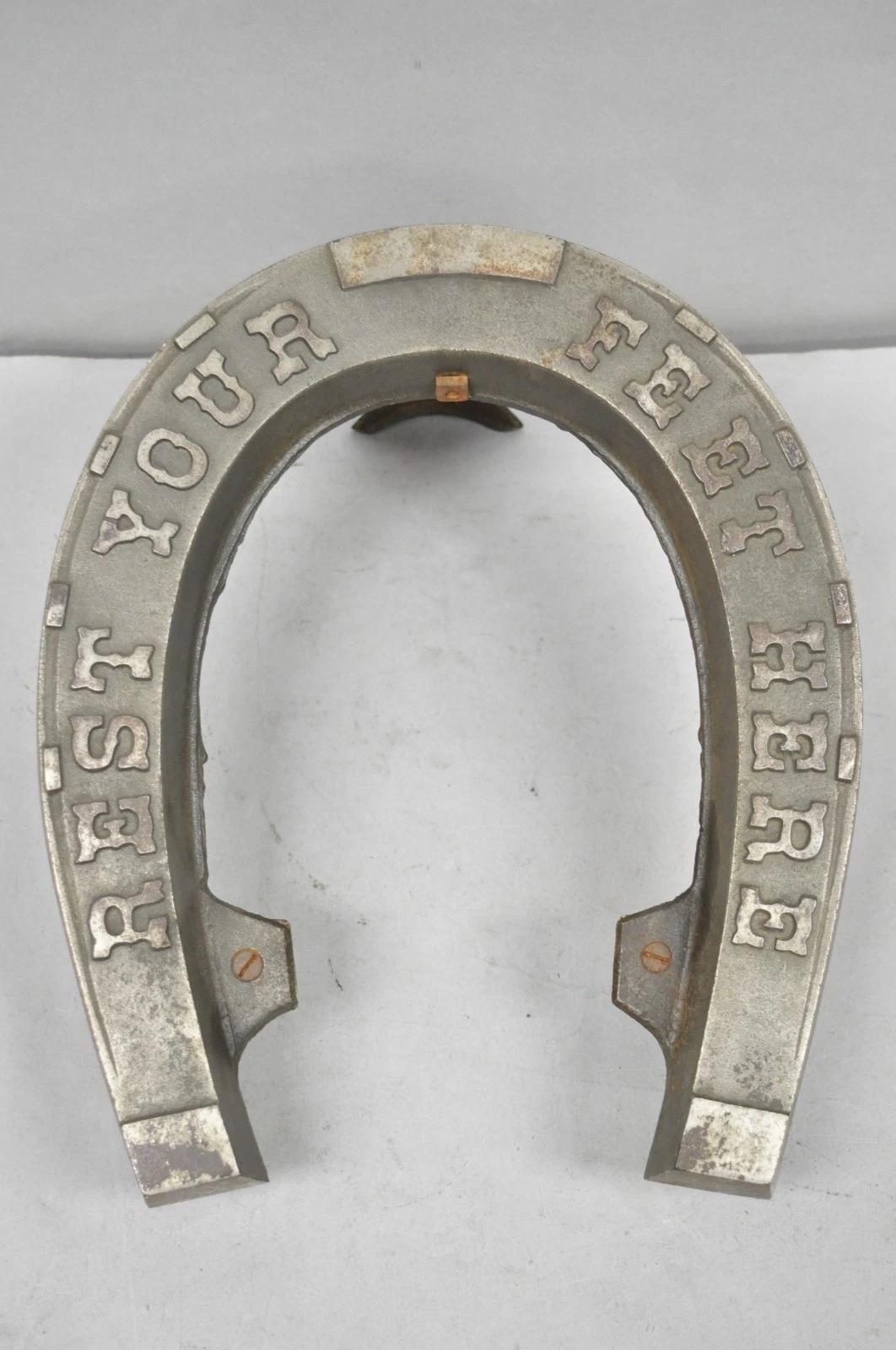 Tabouret victorien ancien en métal 