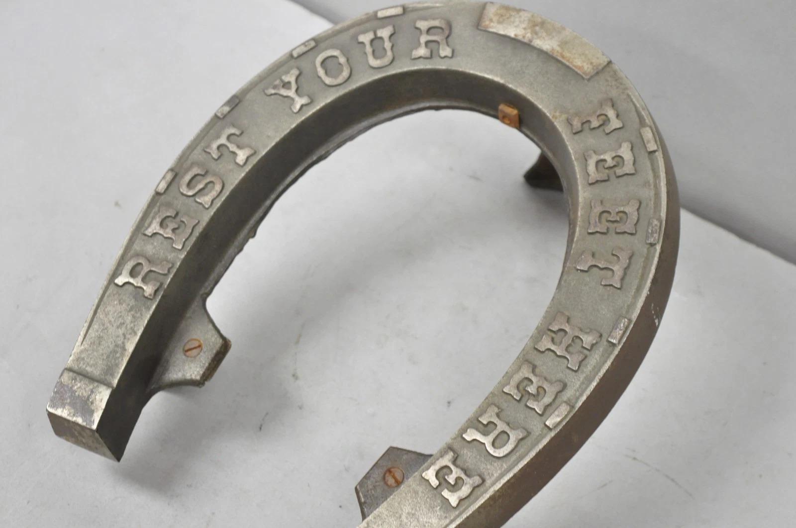 Tabouret victorien ancien en métal 