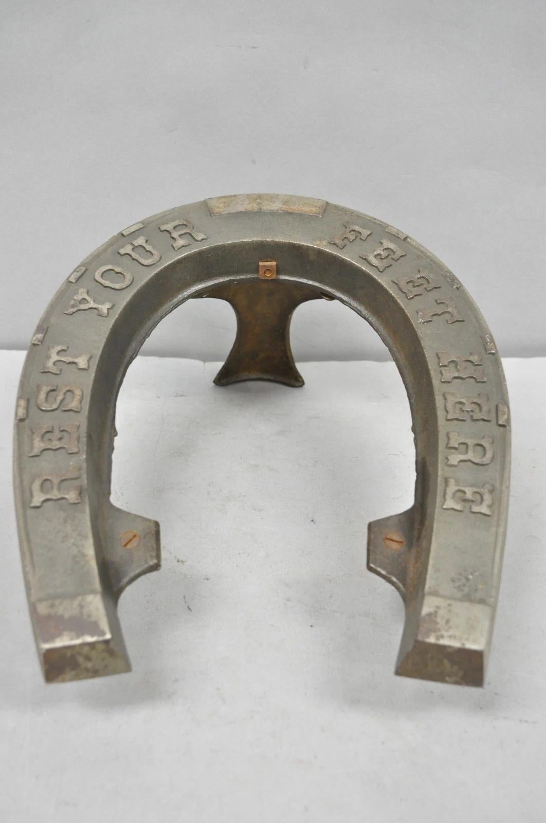 Tabouret victorien ancien en métal 