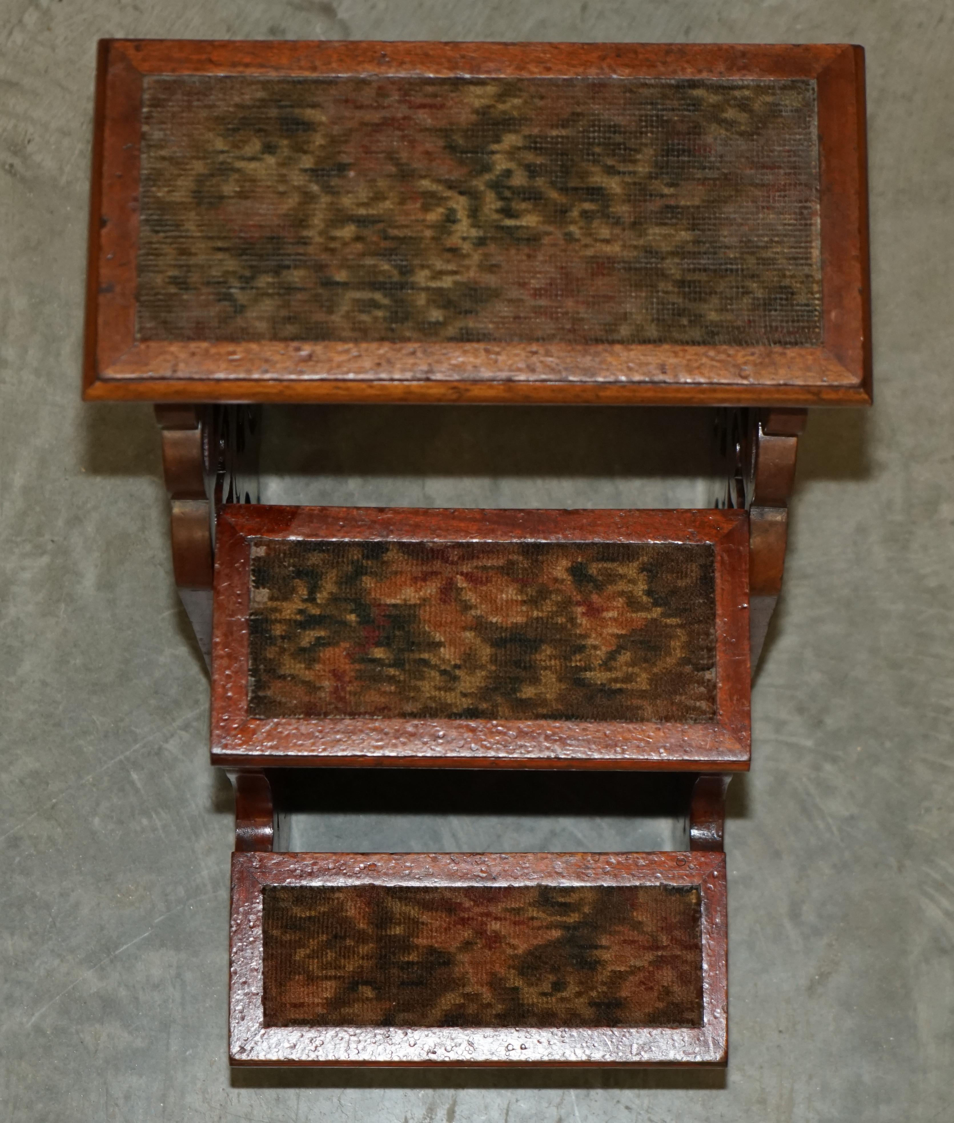 Antique Victorian Metamorphic Library Steps Ladder Ornately Carved Side Panels 11