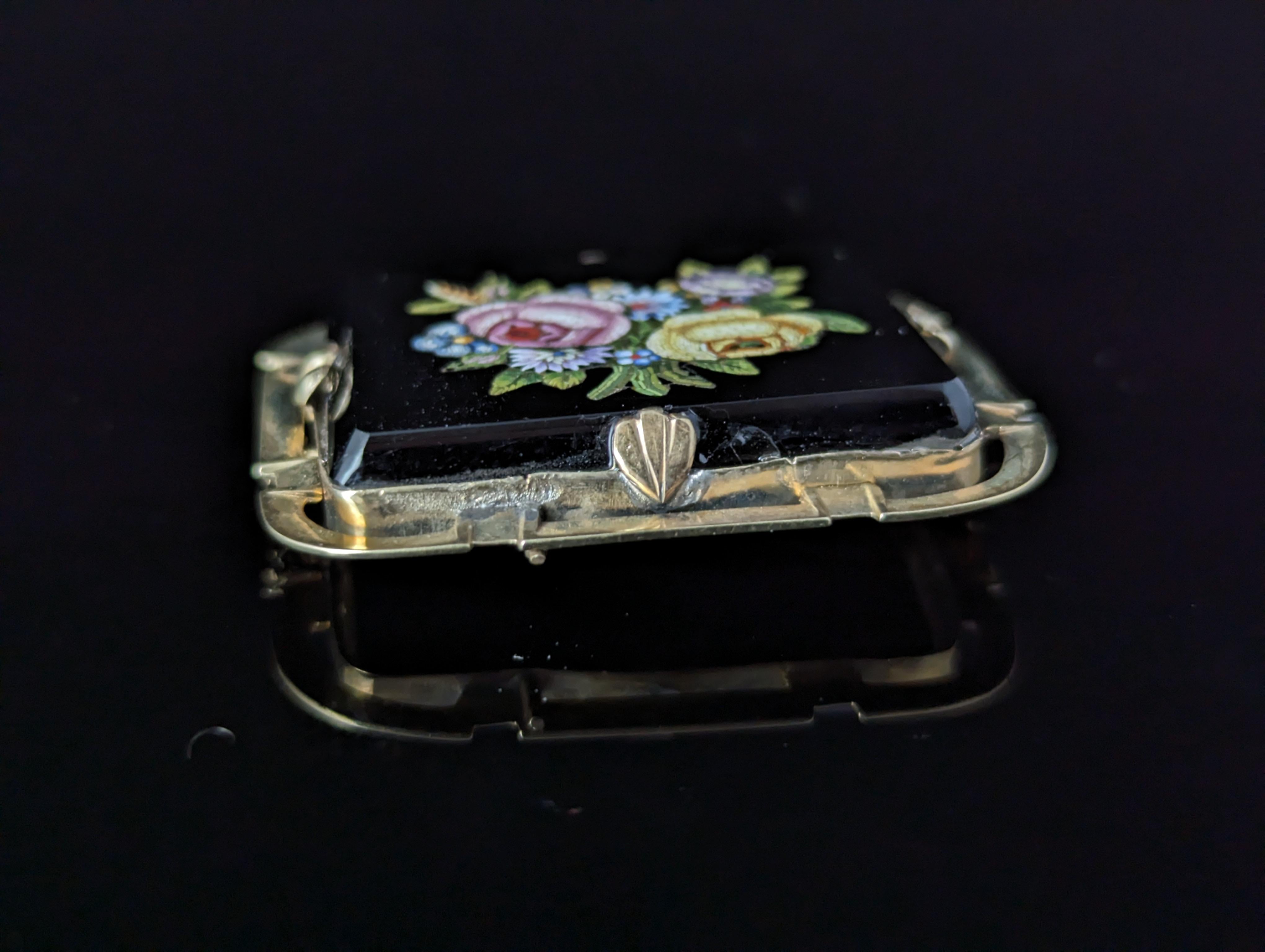 Antique Victorian Micro Mosaic flower brooch, 9k gold  In Good Condition In NEWARK, GB