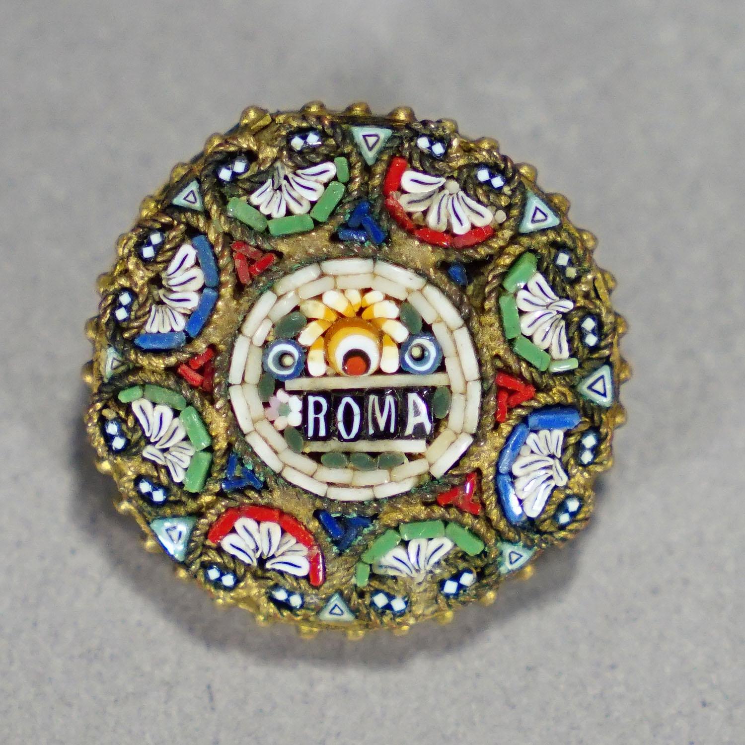 Italian Antique Victorian Micromosaic Brooch with Gilded Framing, Italy Early20thCentury For Sale