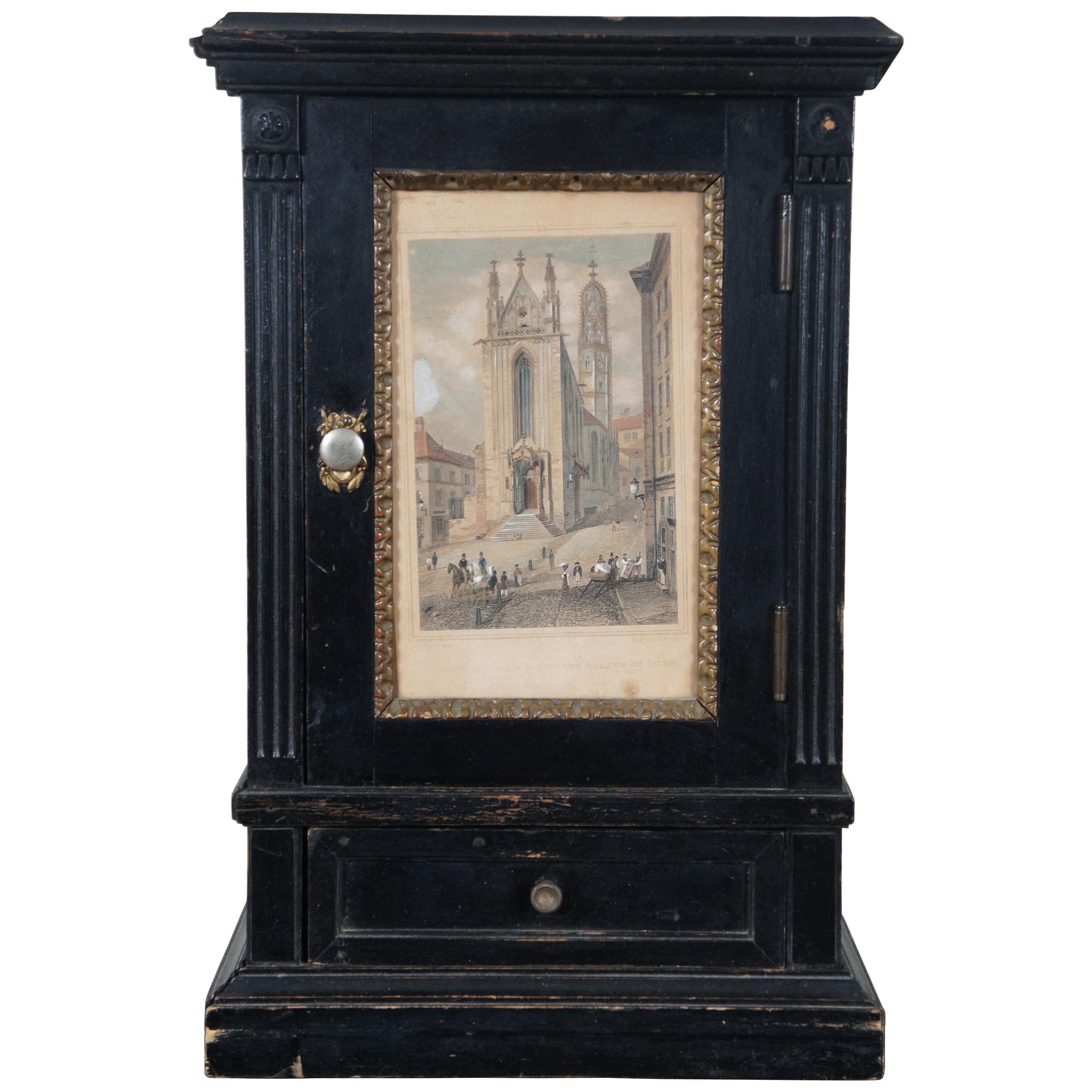 Armoire miniature victorienne d'antiquités avec gravure de Rauch de Maria Stiegen en vente