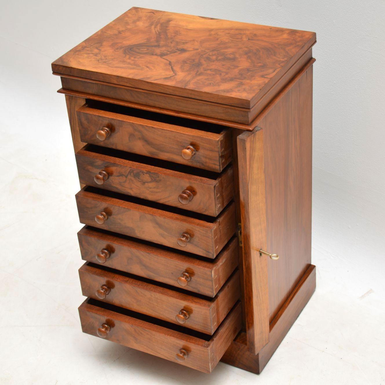 Antique Victorian Miniature Walnut Wellington Chest of Drawers In Good Condition In London, GB