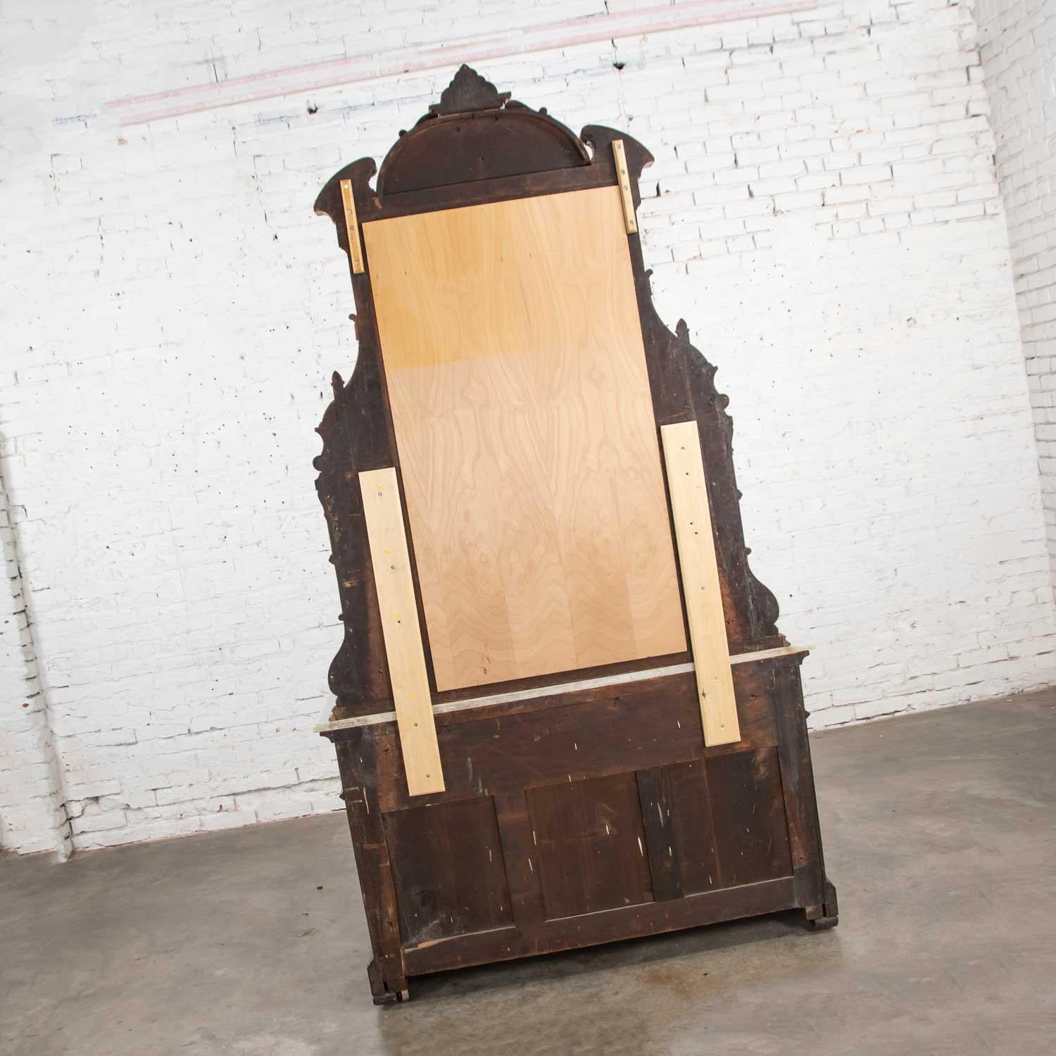 Antique Victorian Mirrored Dresser in Walnut & Burl Walnut with White Marble Top For Sale 3