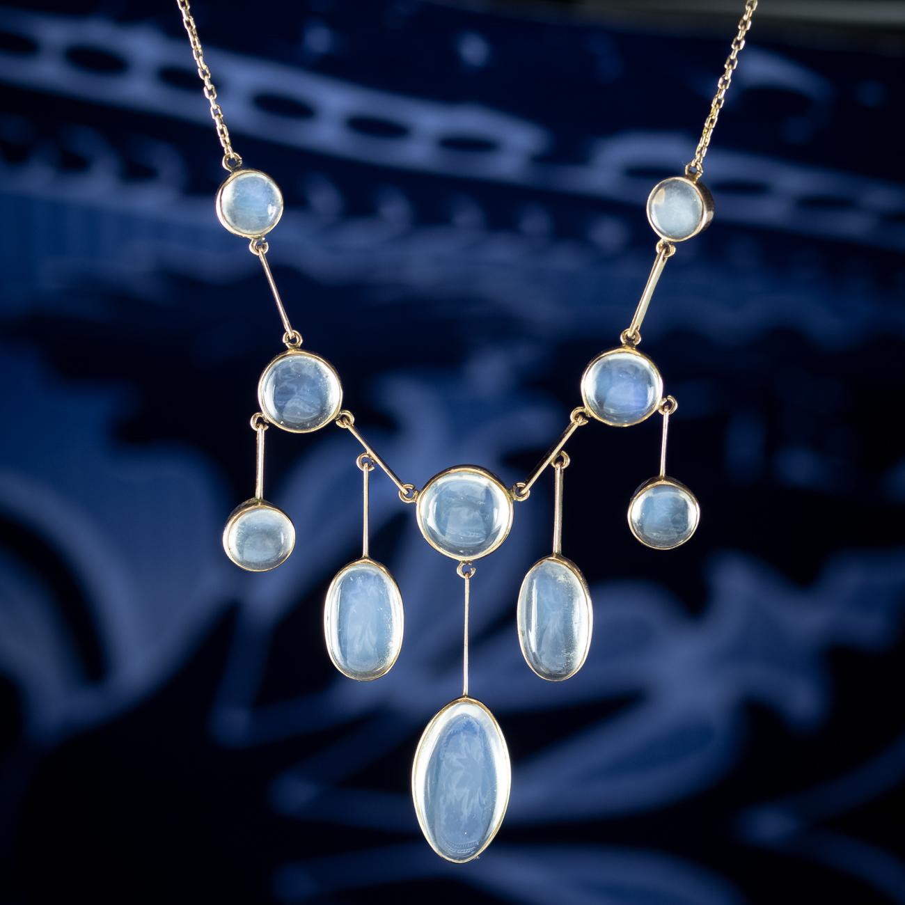Antique Victorian Moonstone Dropper Necklace 18ct Gold In Good Condition For Sale In Kendal, GB