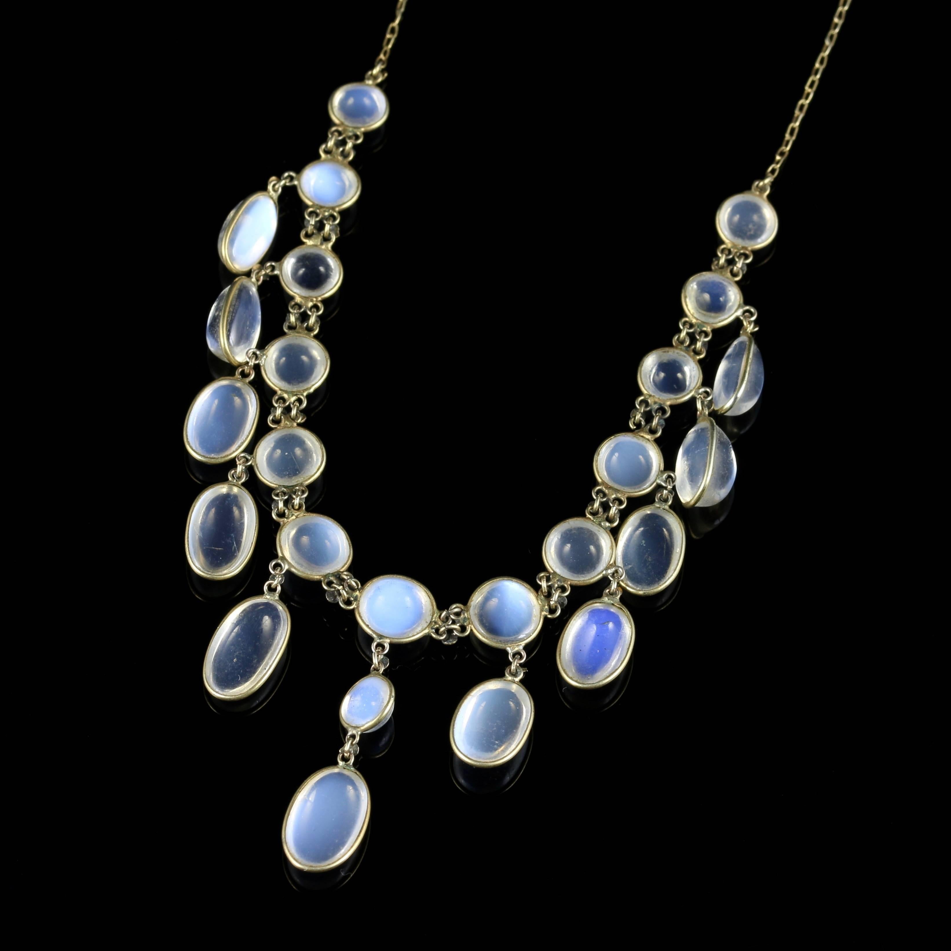 Antique Victorian Moonstone Necklace 18 Carat Gold Garland, circa 1880 2