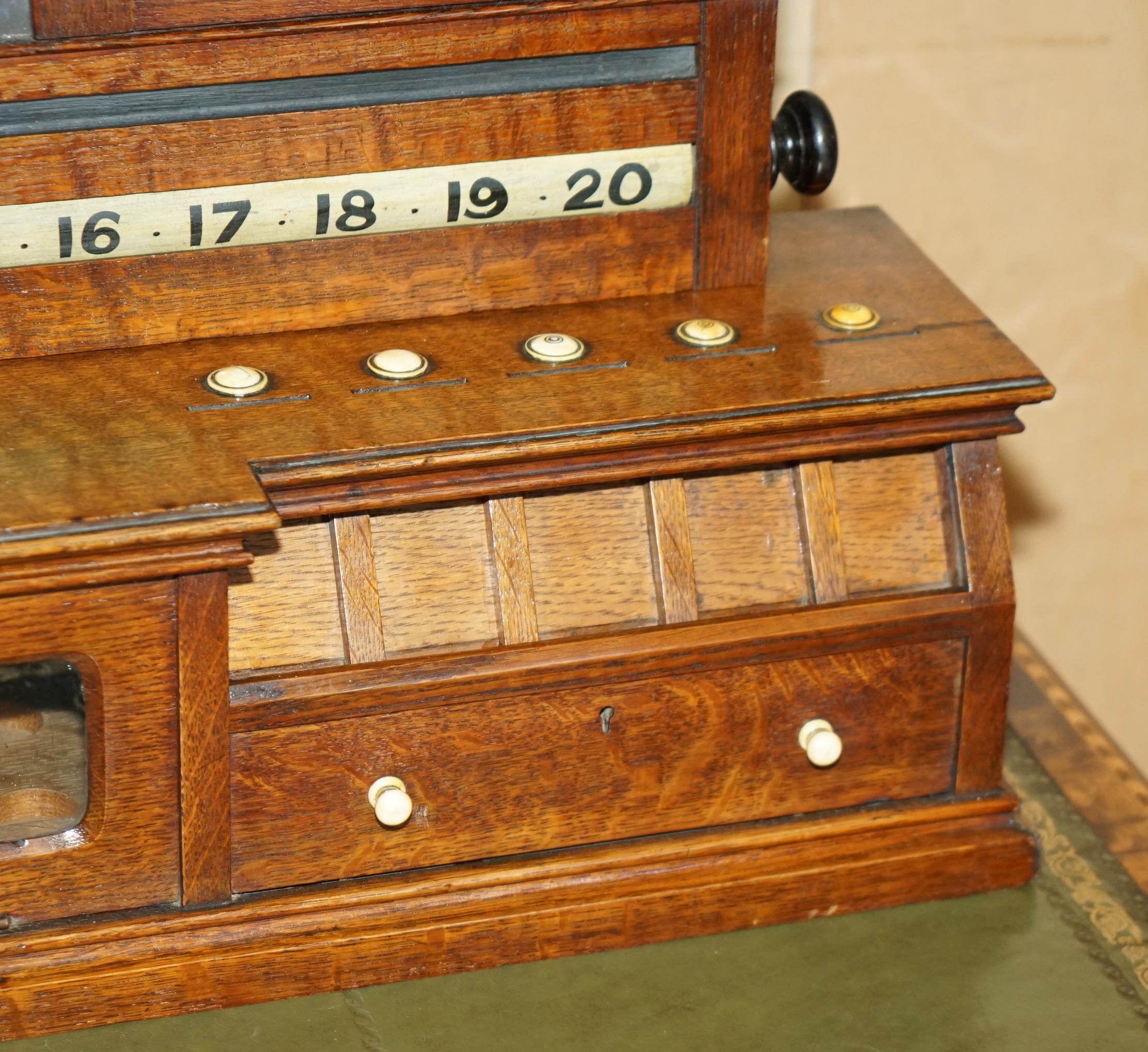 MOTHER OF PEARL BURROUGHES & WATTS LONDON SNOOKER SCOREBOARD ANTIQUE ViCtoriaN en vente 2
