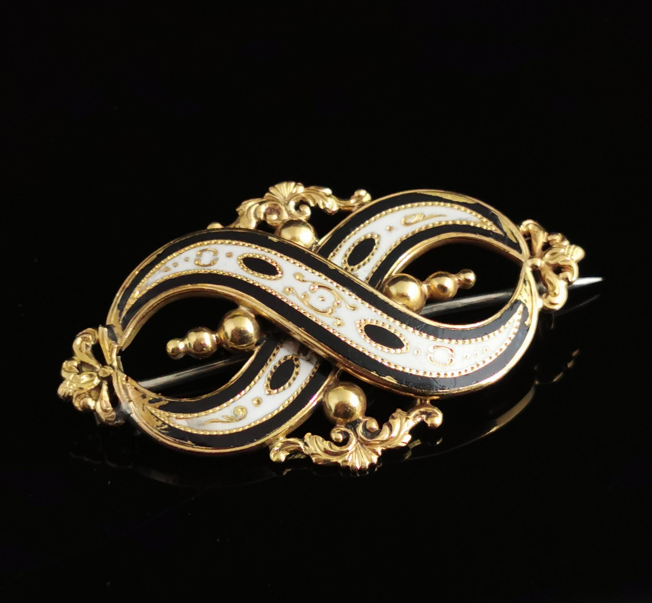 Antique Victorian Mourning Brooch, 15 Karat Yellow Gold, Black and White Enamel 10