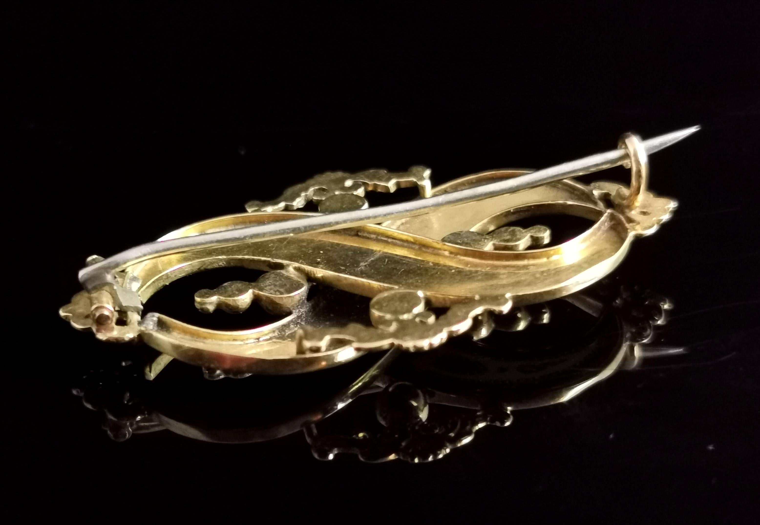 Antique Victorian Mourning Brooch, 15 Karat Yellow Gold, Black and White Enamel 3