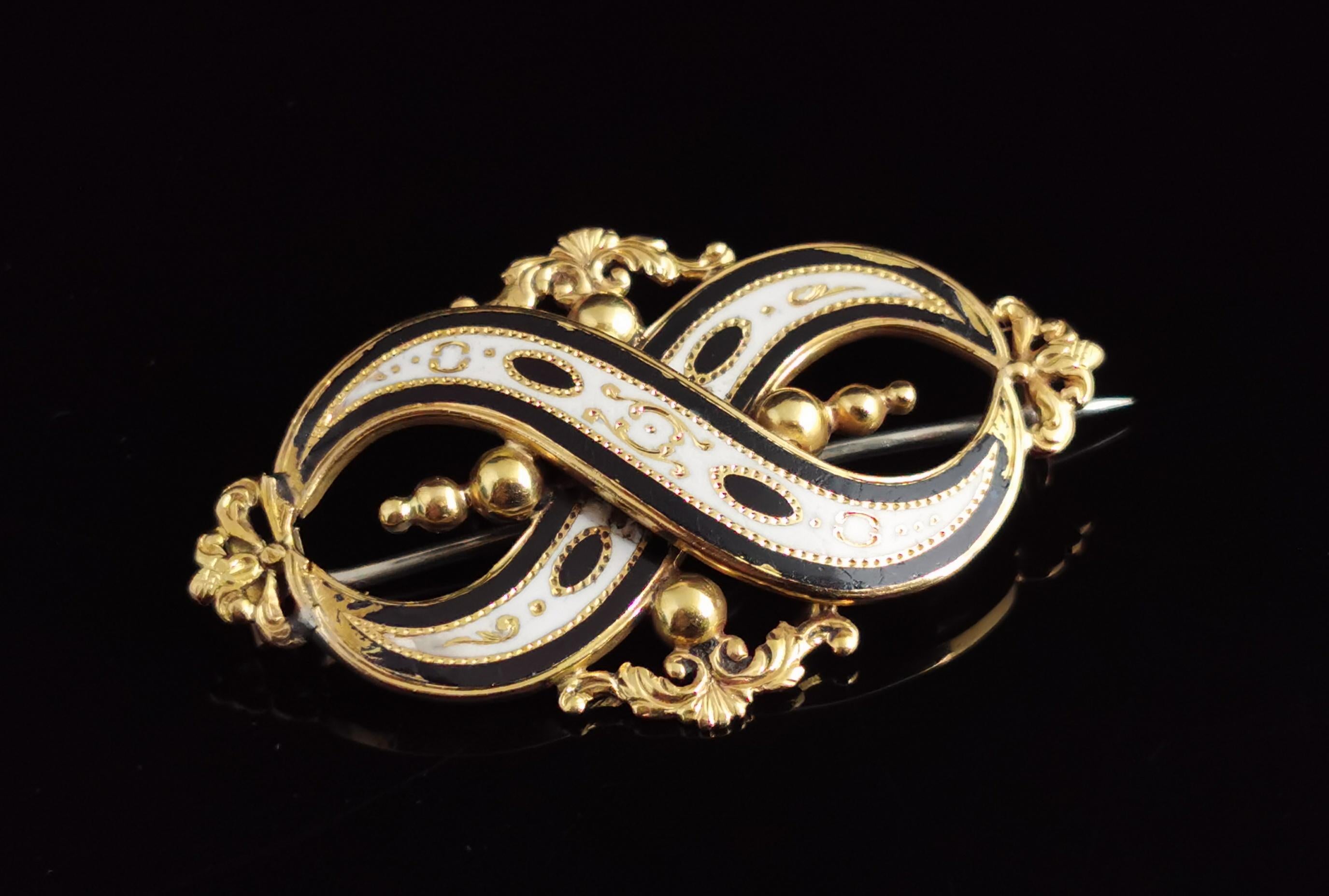Antique Victorian Mourning Brooch, 15 Karat Yellow Gold, Black and White Enamel 4