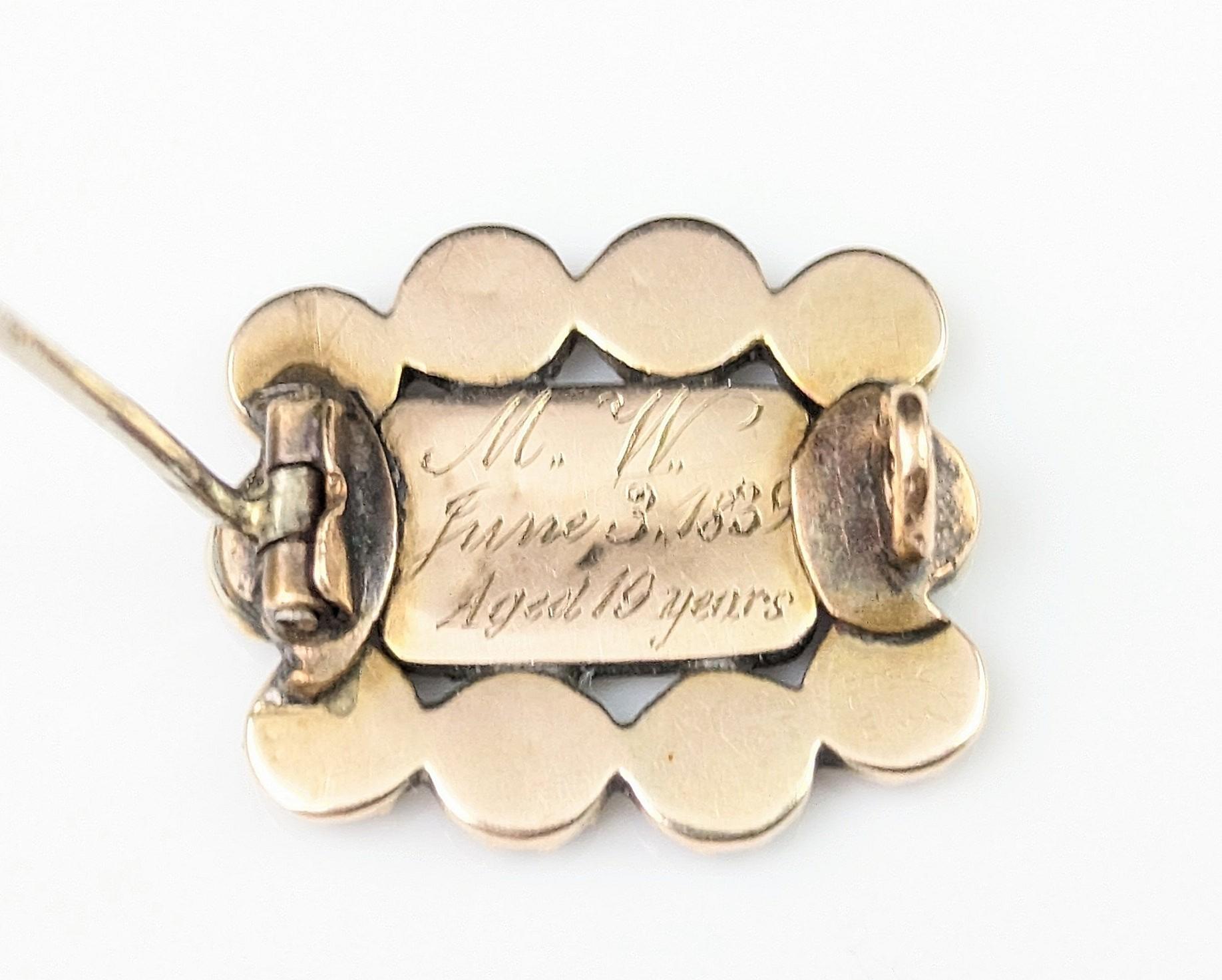 Antique Victorian Mourning Brooch, Flat Cut Garnet, 9k Gold For Sale 6
