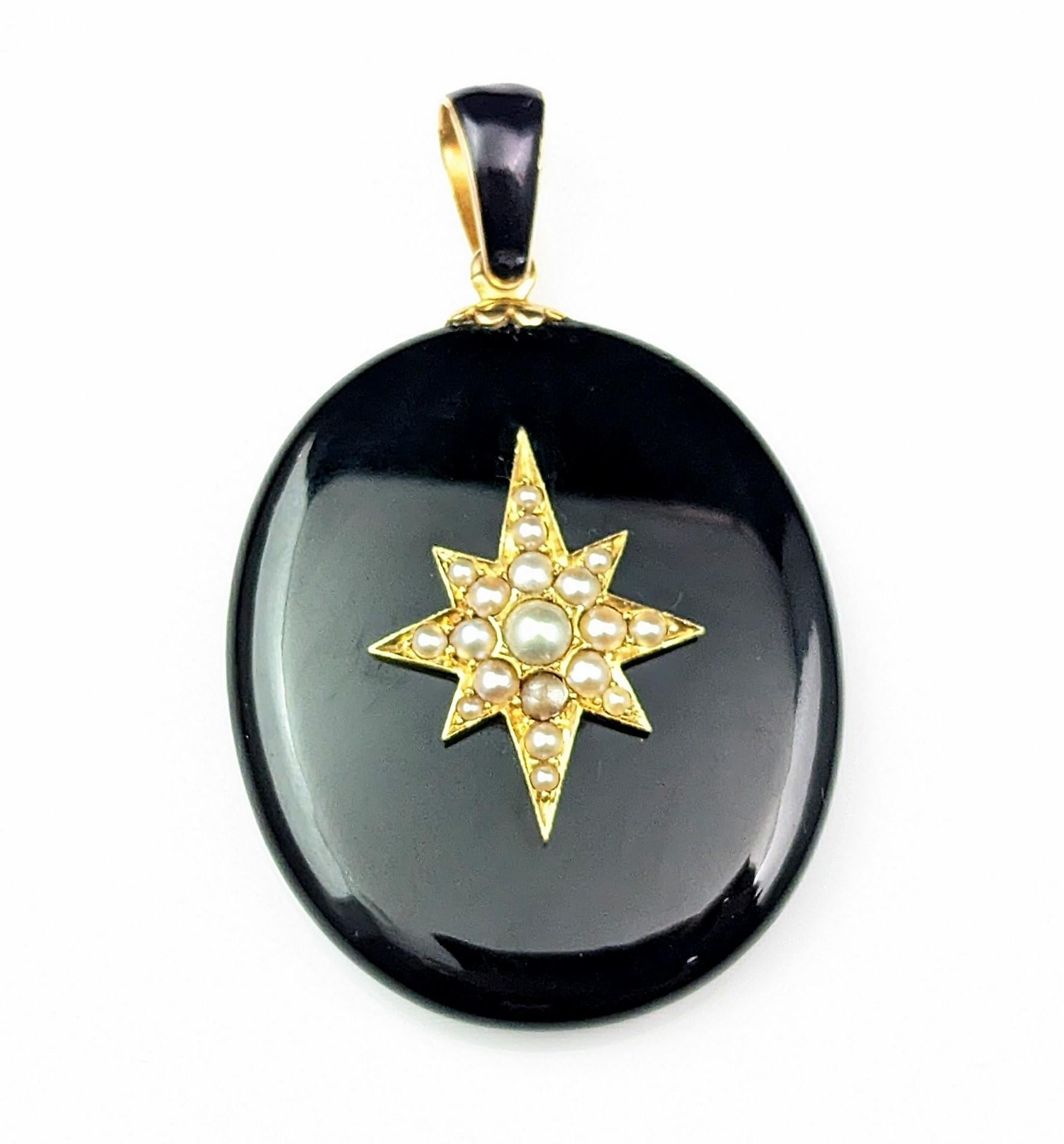 Antique Victorian Mourning Locket, 15k Gold and Pearl Star, Whitby Jet, Cased 8