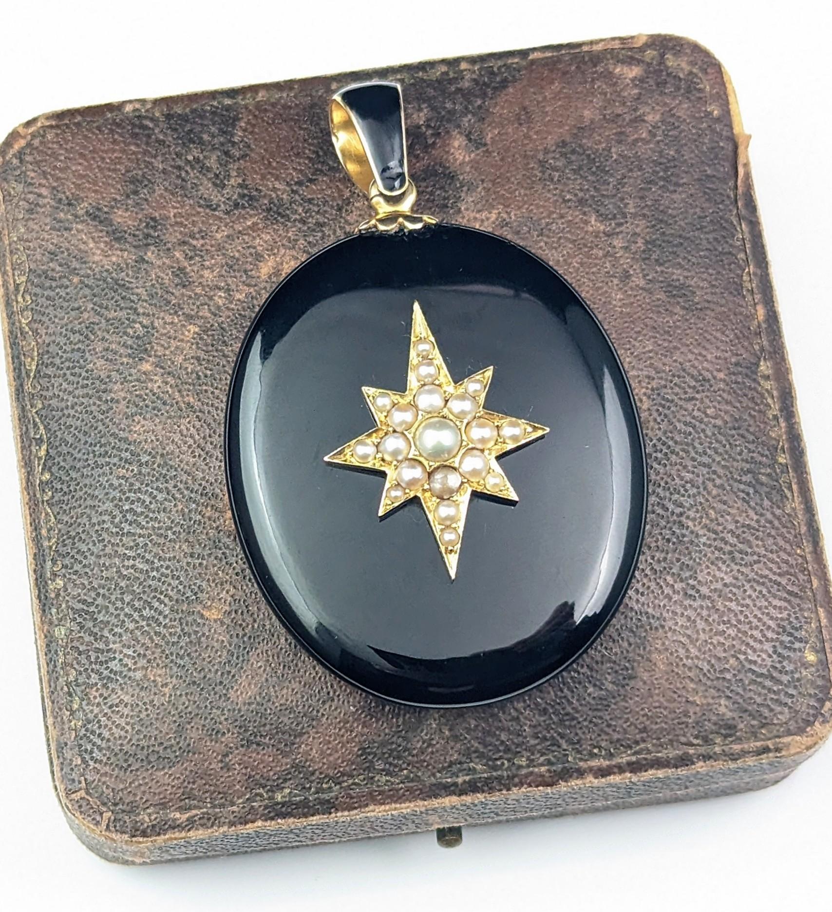 Antique Victorian Mourning Locket, 15k Gold and Pearl Star, Whitby Jet, Cased 9