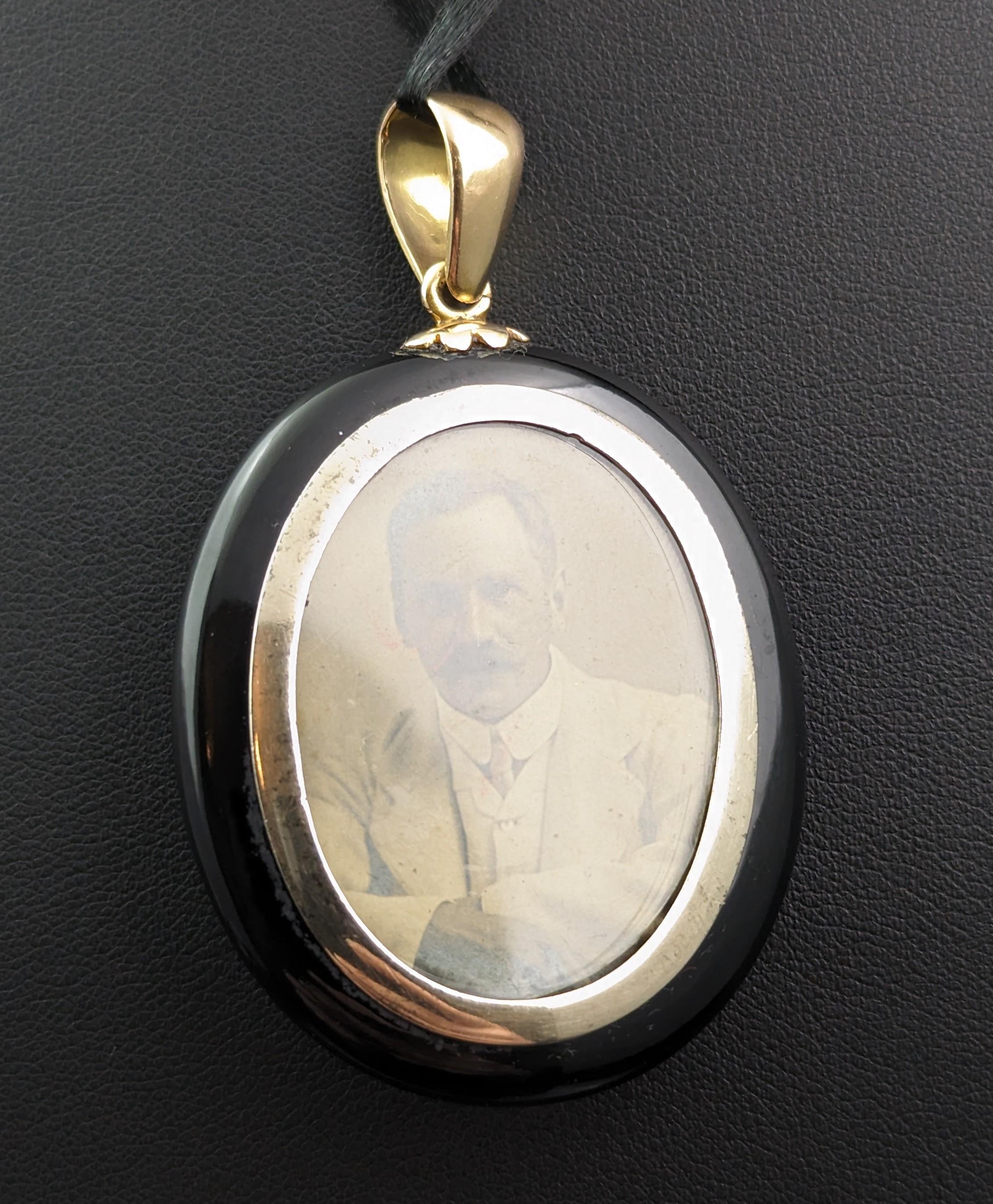 Women's Antique Victorian Mourning Locket, 15k Gold and Pearl Star, Whitby Jet, Cased