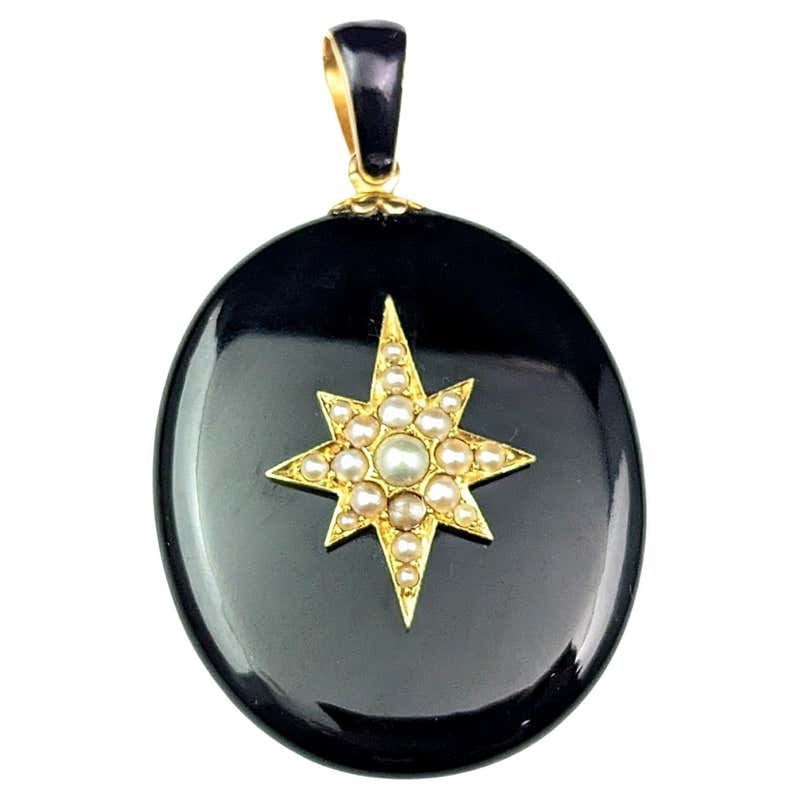 Antique Victorian in Memory of Oval Mourning Locket at 1stDibs ...