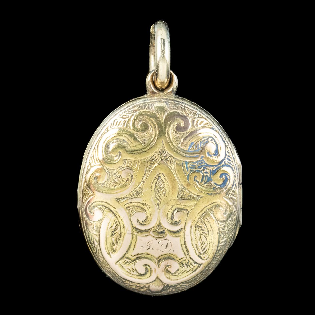 Antique Victorian Mourning Locket 9ct Gold Enamel Buckle In Good Condition For Sale In Kendal, GB