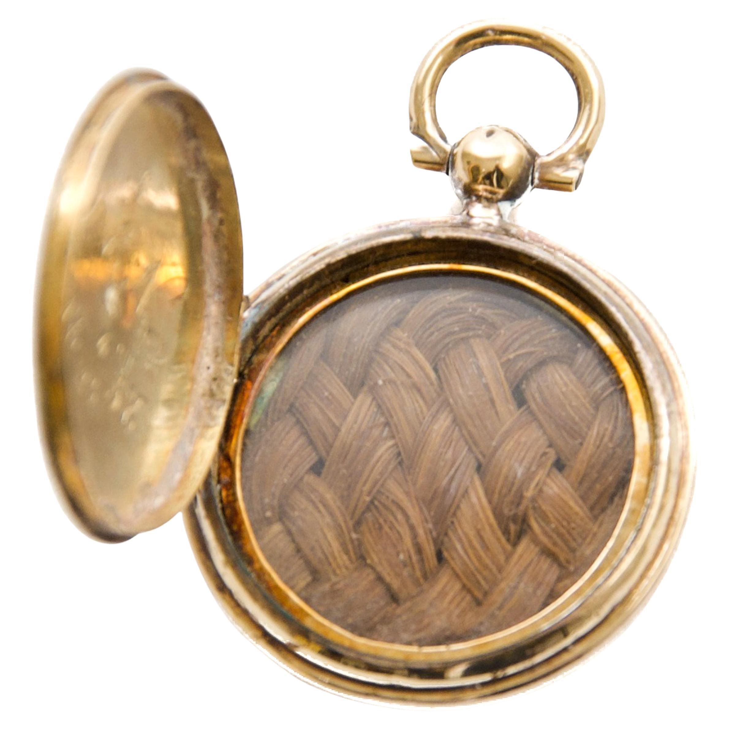 What is a mourning locket?