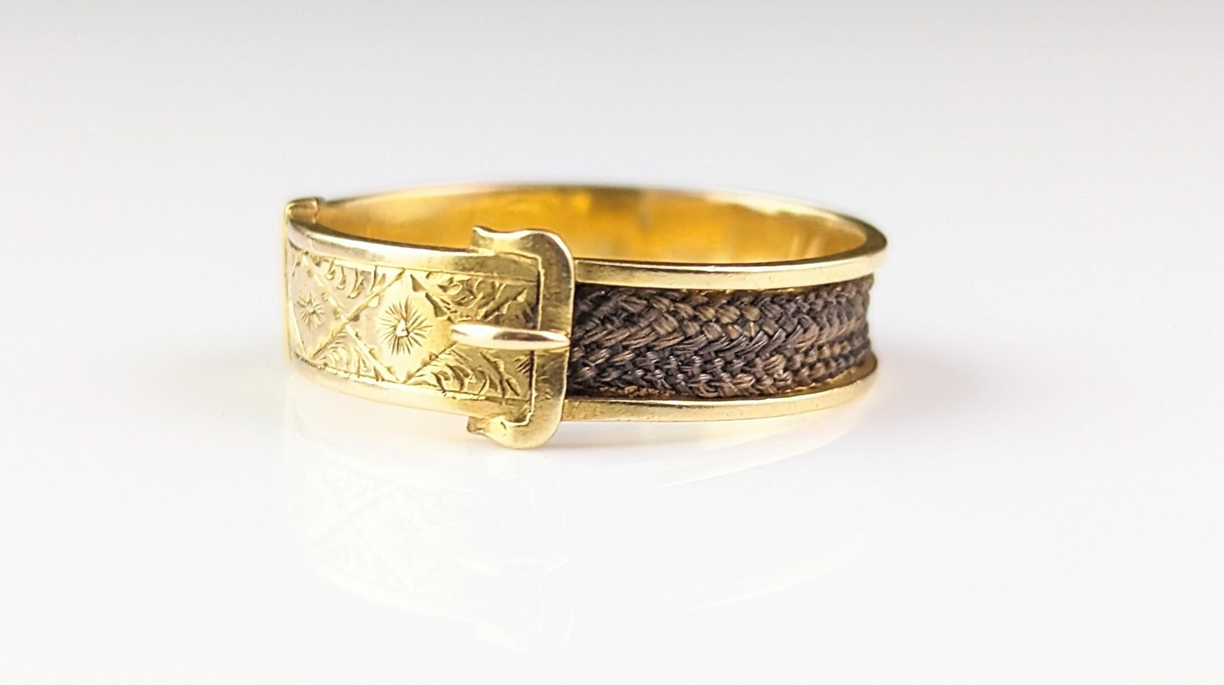 Antique Victorian Mourning ring, 18k gold and hairwork, Buckle design  For Sale 10