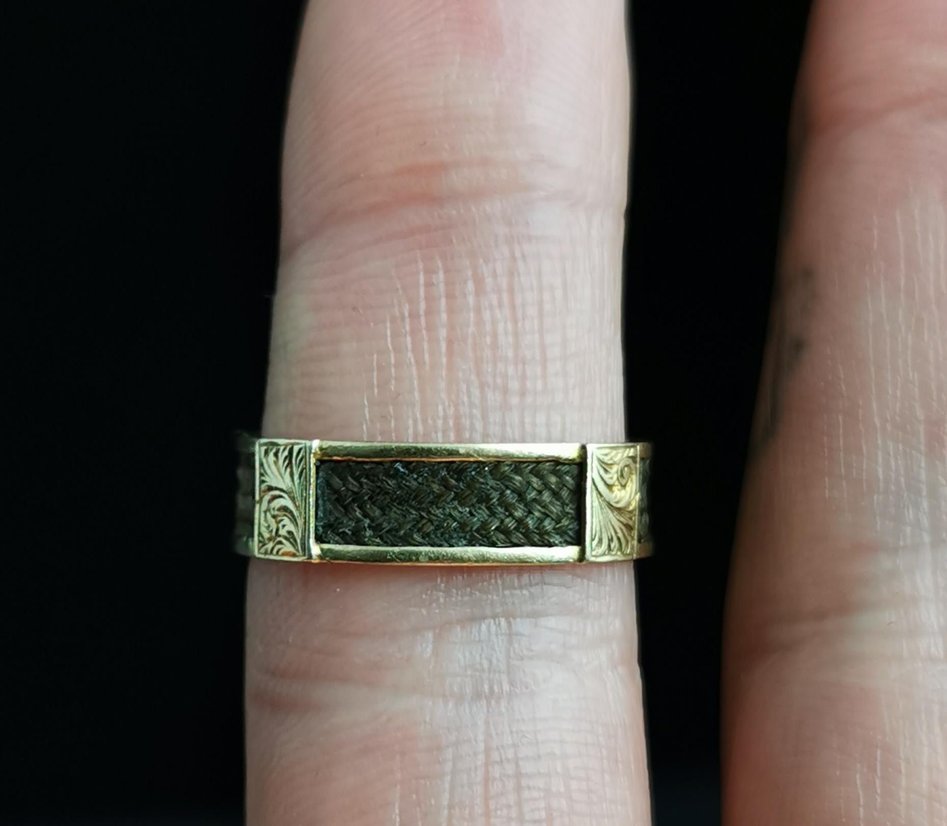 Antique Victorian Mourning Ring, 18k Gold, Hairwork, Initial M Signet 4