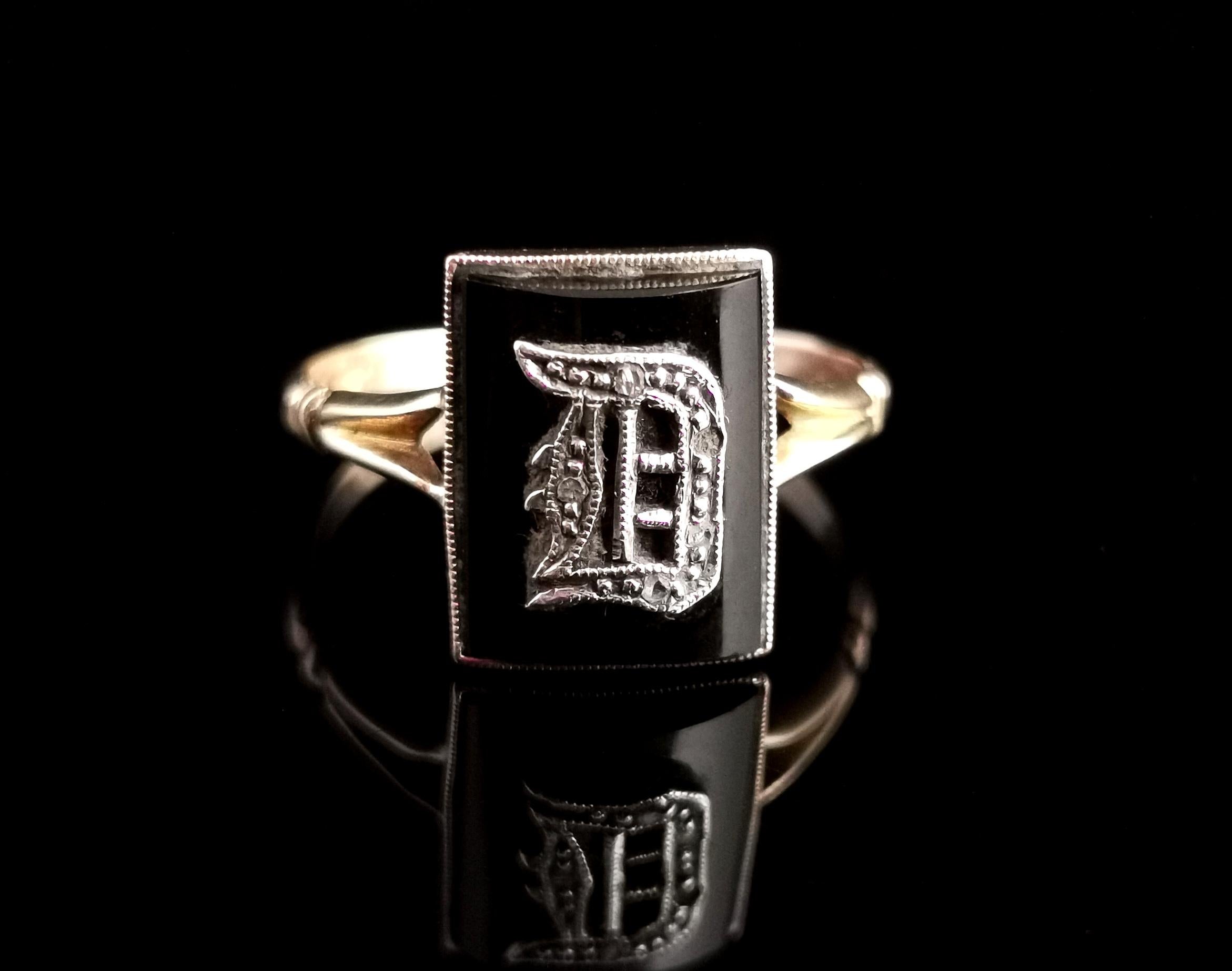 Antique Victorian Mourning Ring, Initial D, Onyx and Diamond, 9k Yellow Gold 3